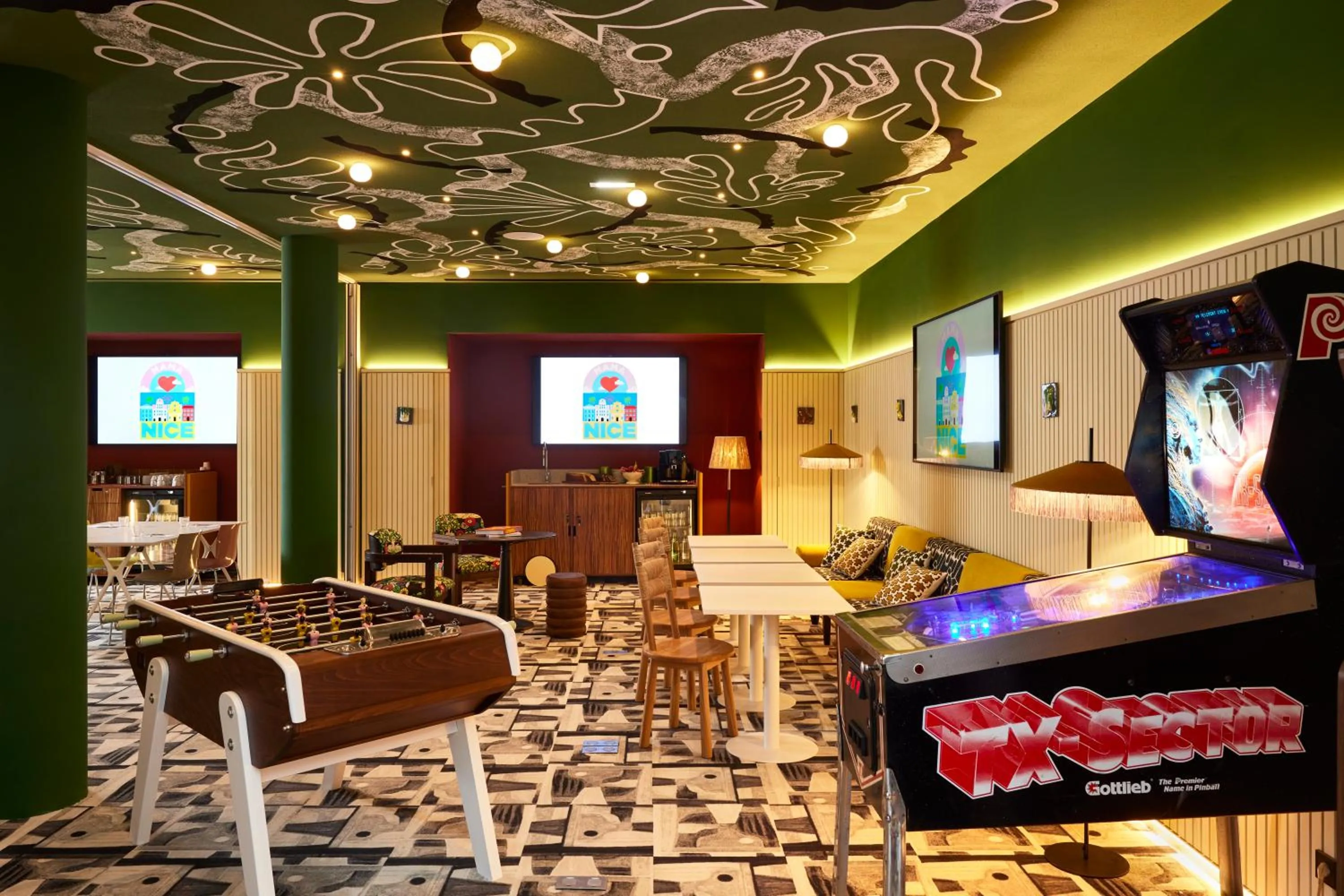 Meeting/conference room in Mama Shelter Nice