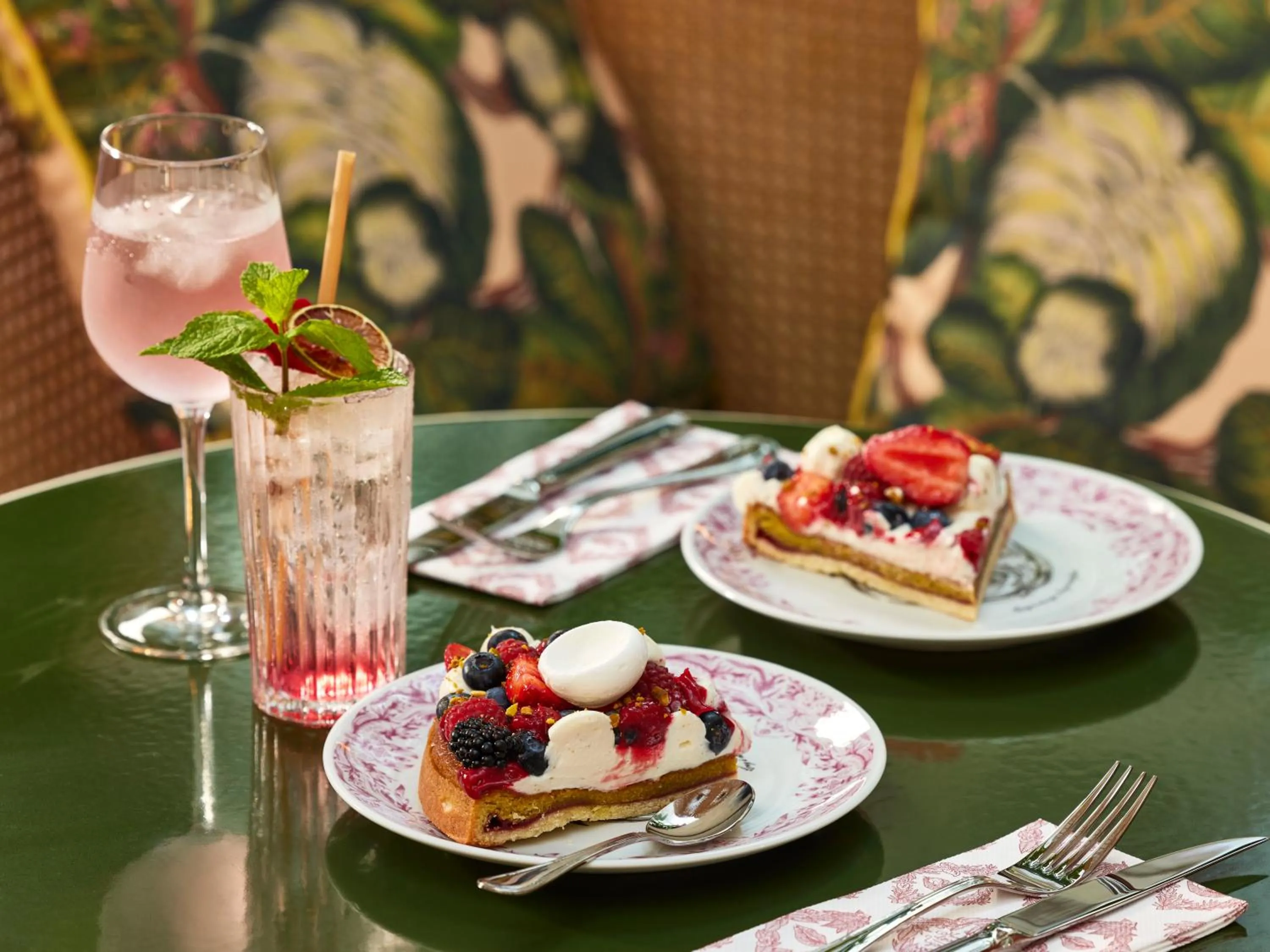 Food and drinks in Mama Shelter Nice