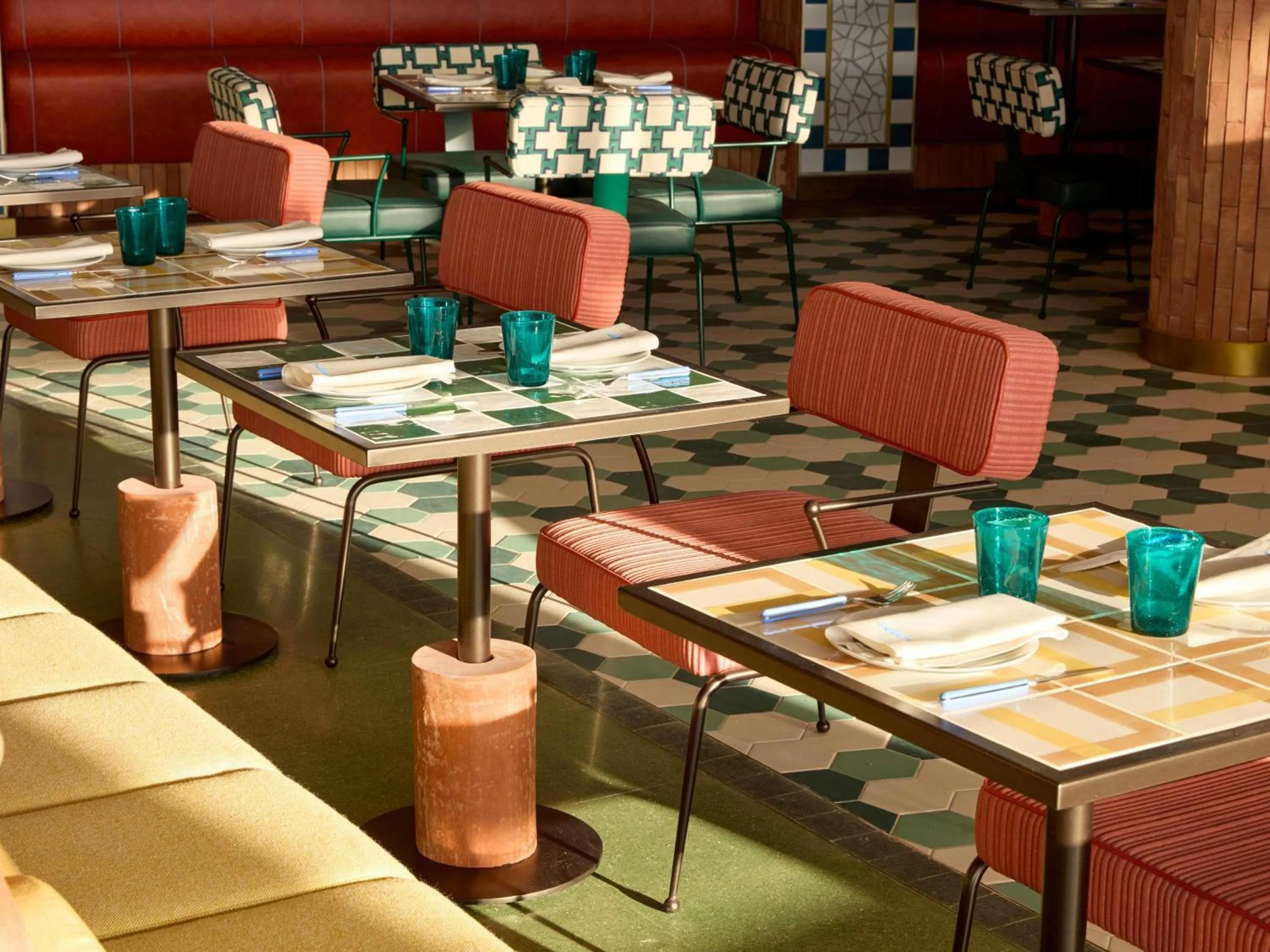 Restaurant/places to eat in SLS Barcelona