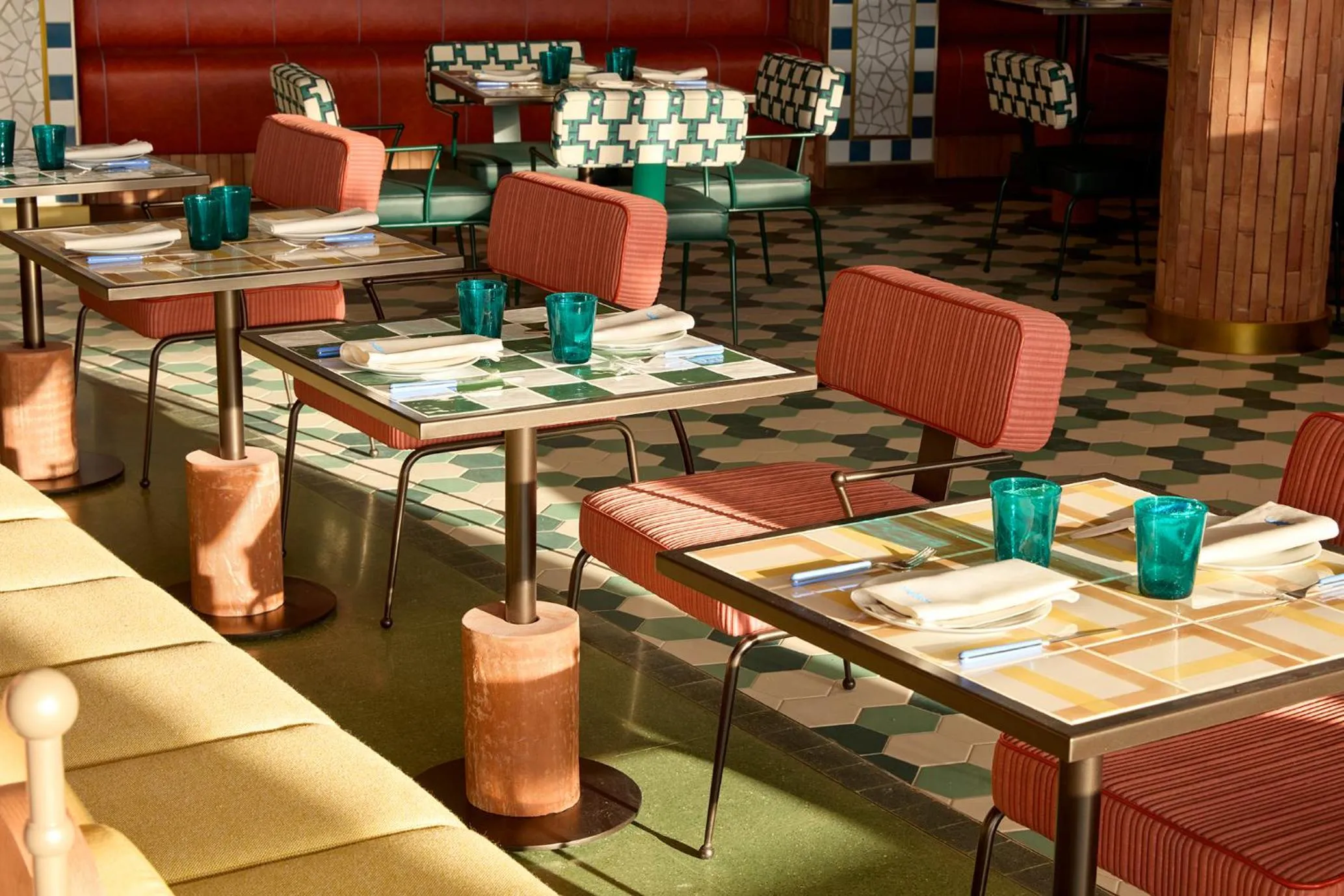 Restaurant/places to eat in SLS Barcelona