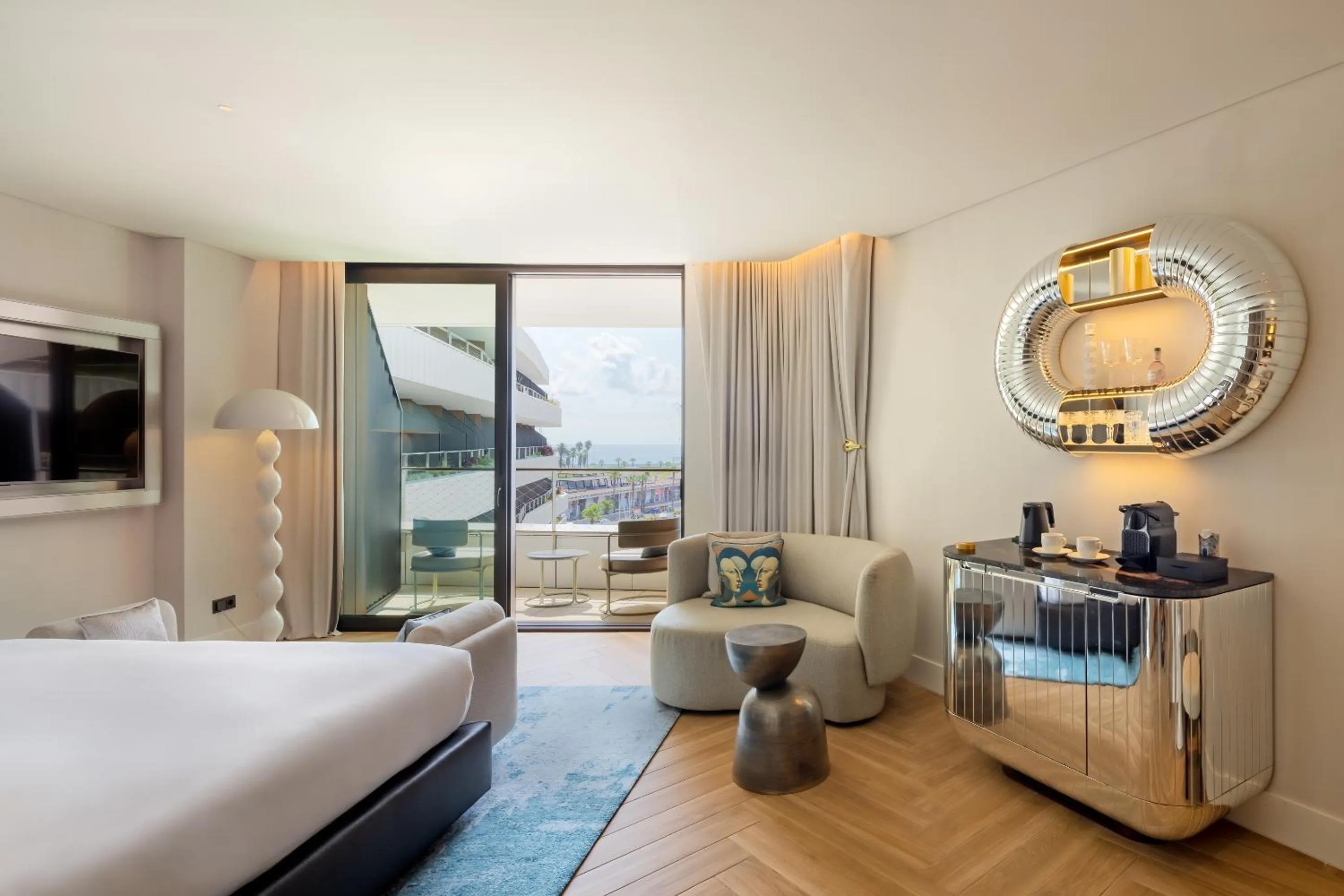 Bed in SLS Barcelona