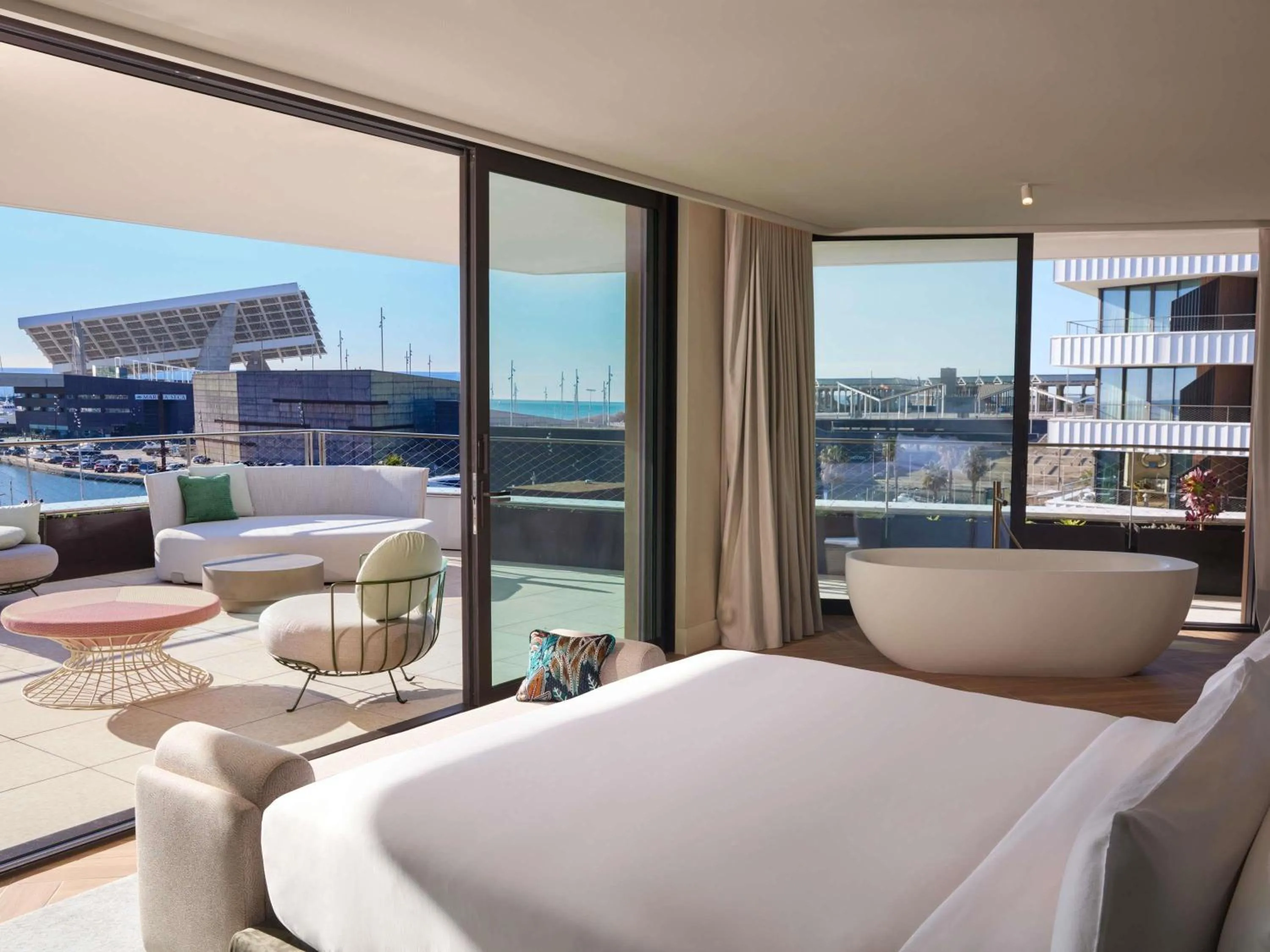 Photo of the whole room in SLS Barcelona