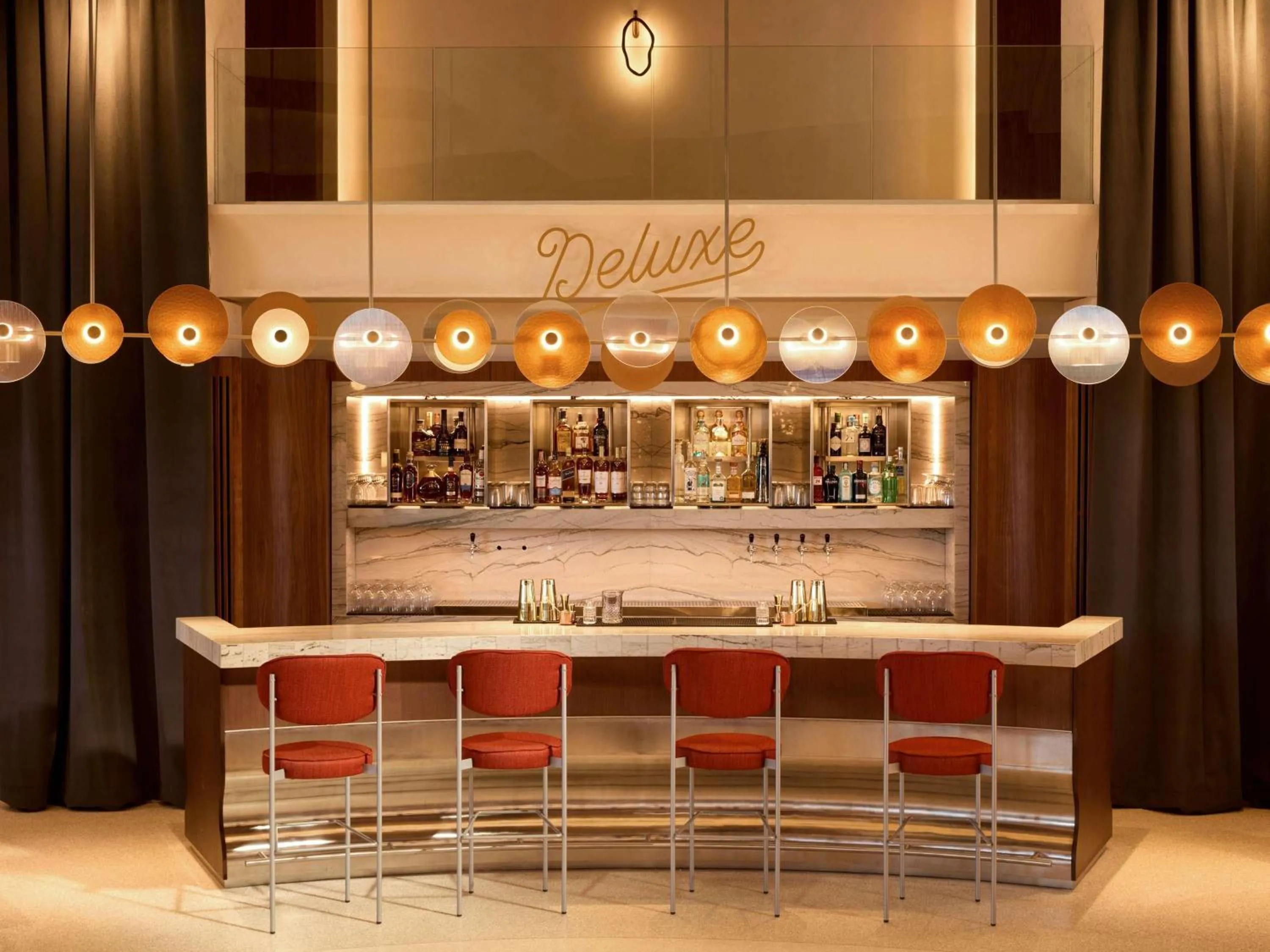 Restaurant/places to eat in SLS Barcelona