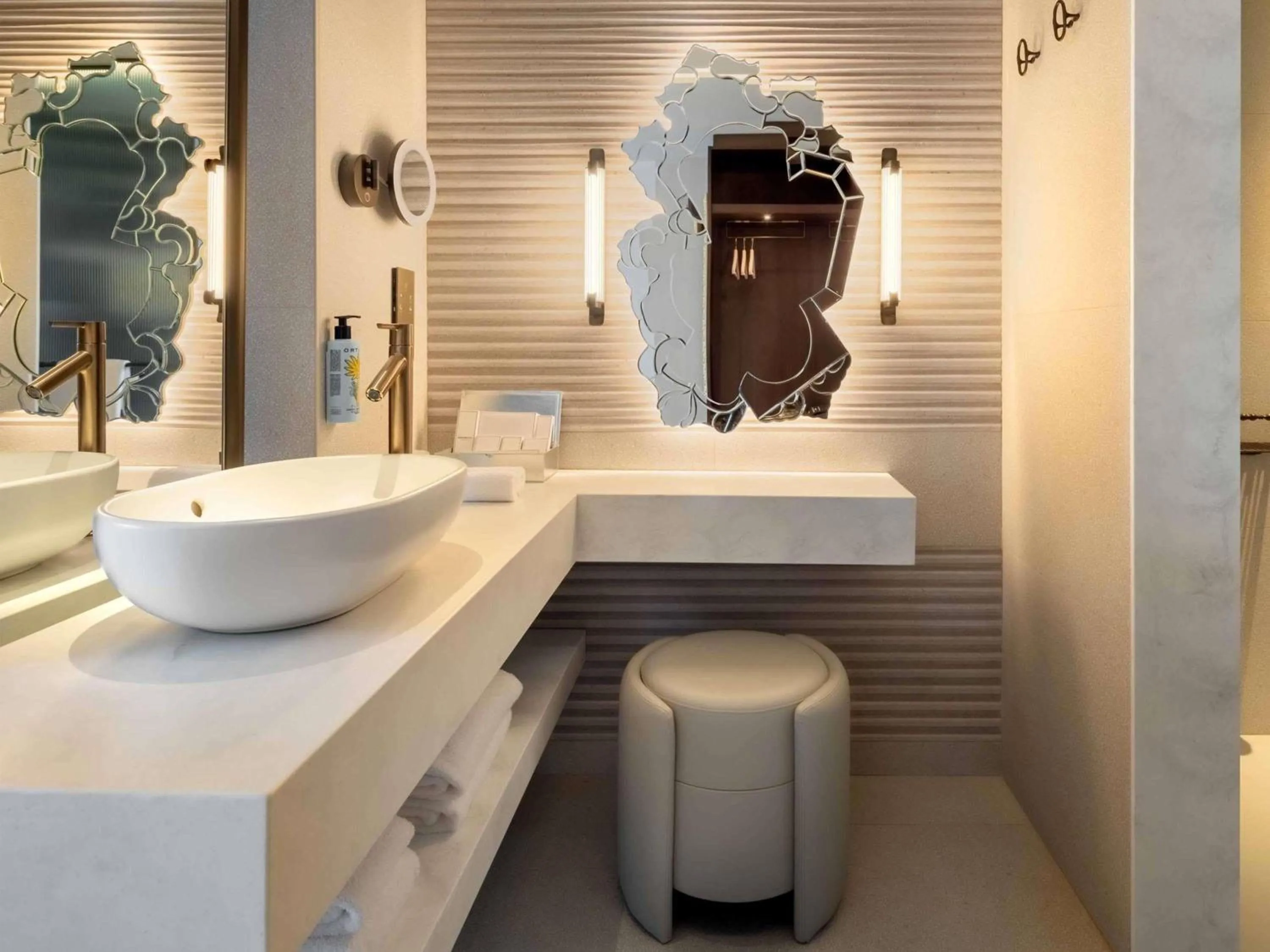 Bedroom in SLS Barcelona