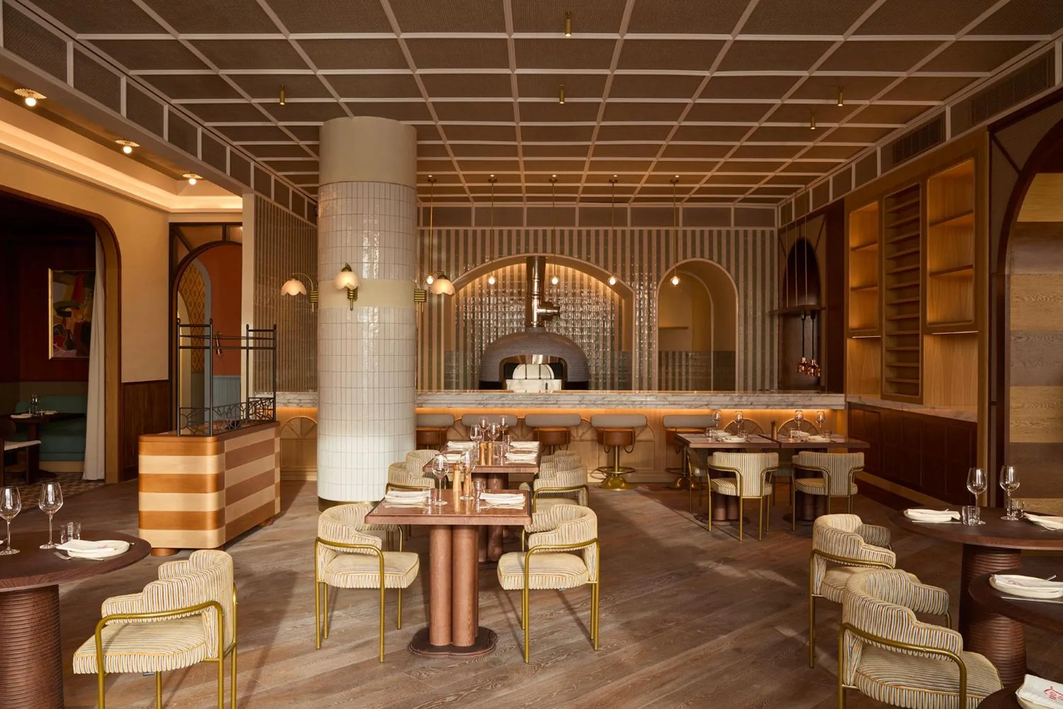 Restaurant/places to eat in SLS Barcelona