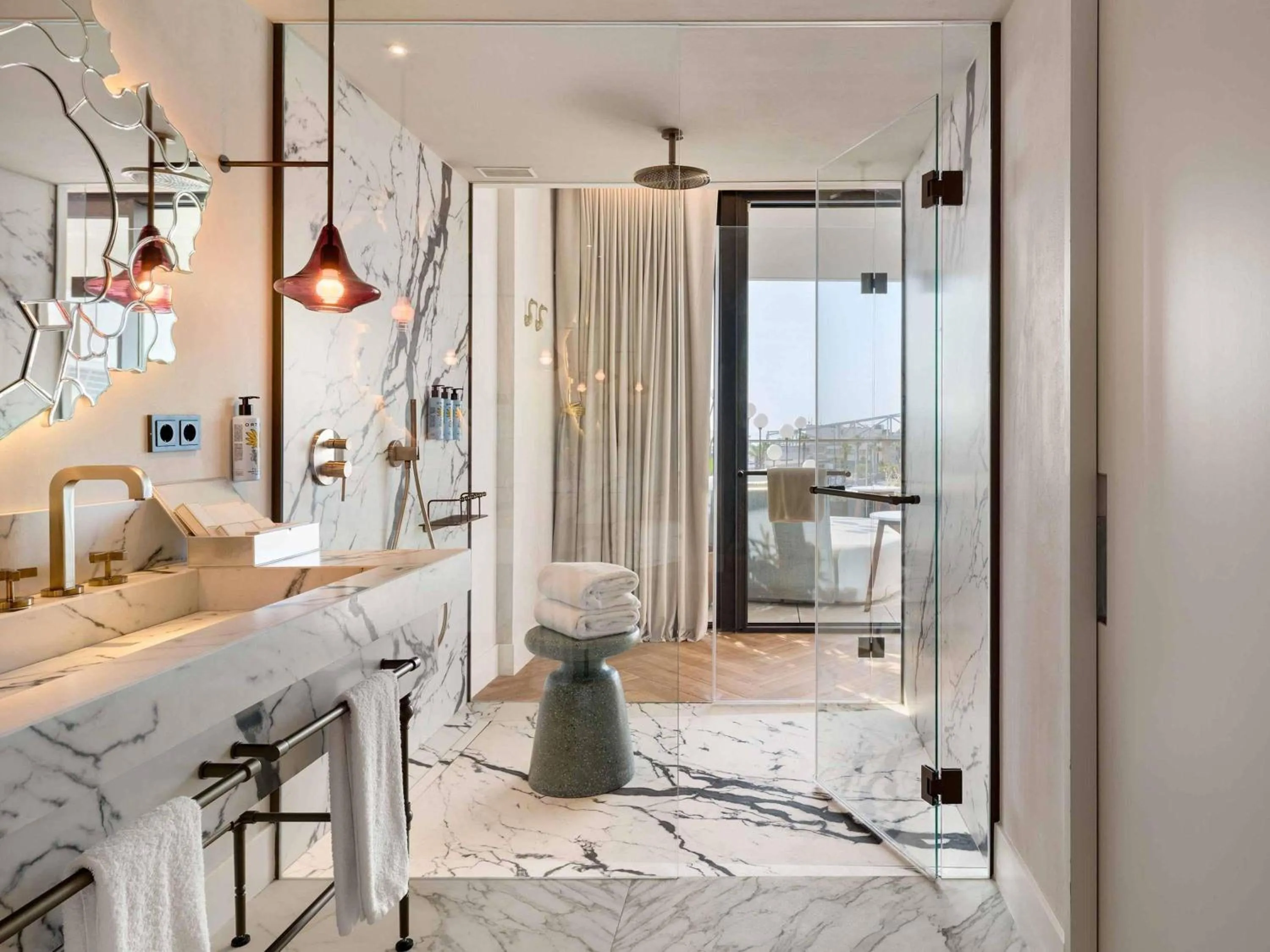 Bedroom, Bed in SLS Barcelona