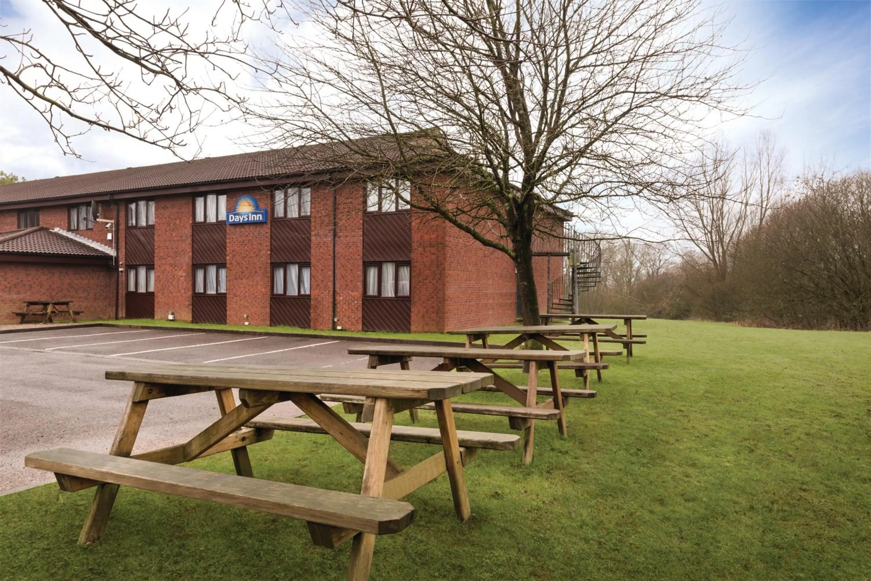 Garden in Days Inn Bridgend Cardiff