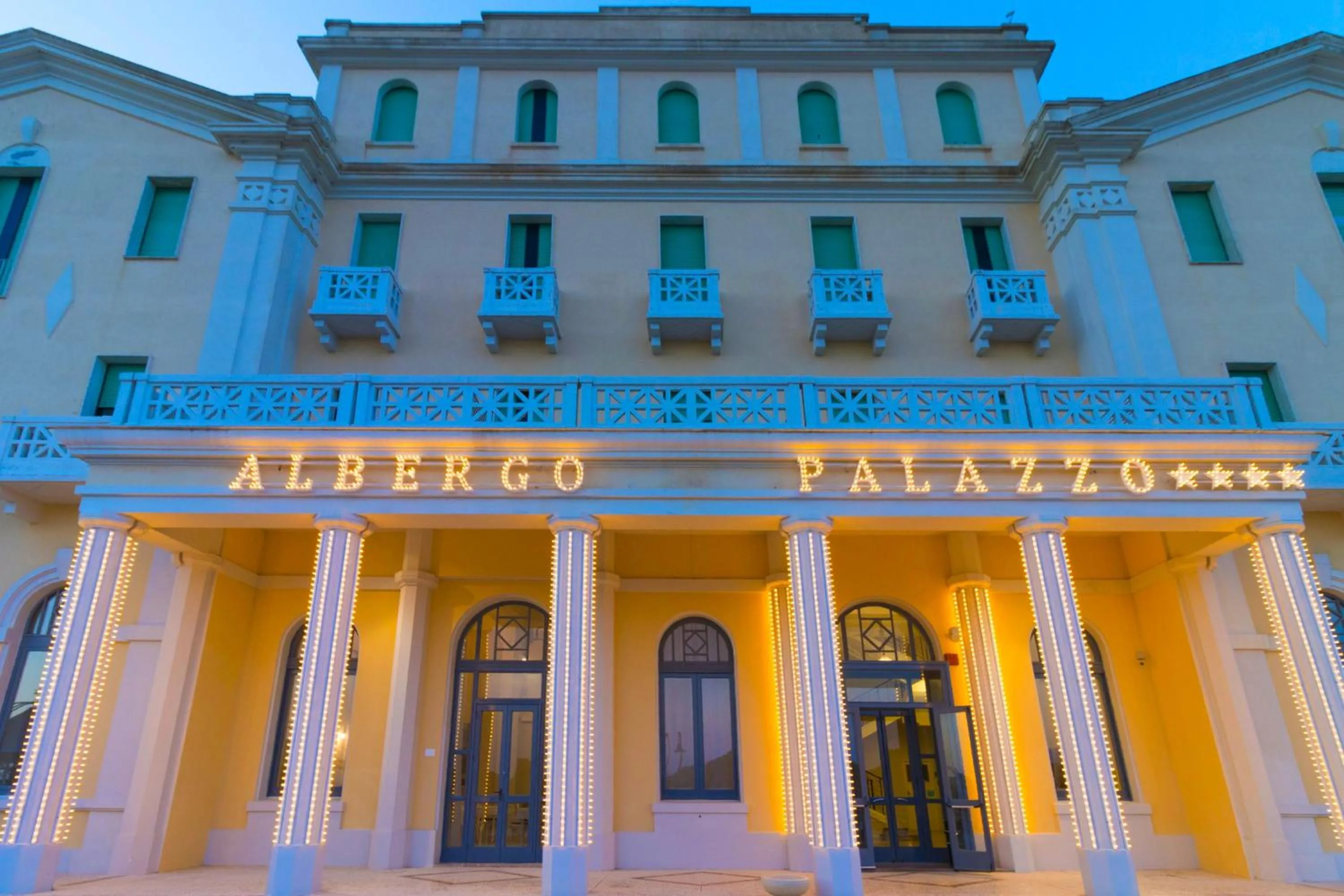 Facade/entrance in Albergo Palazzo