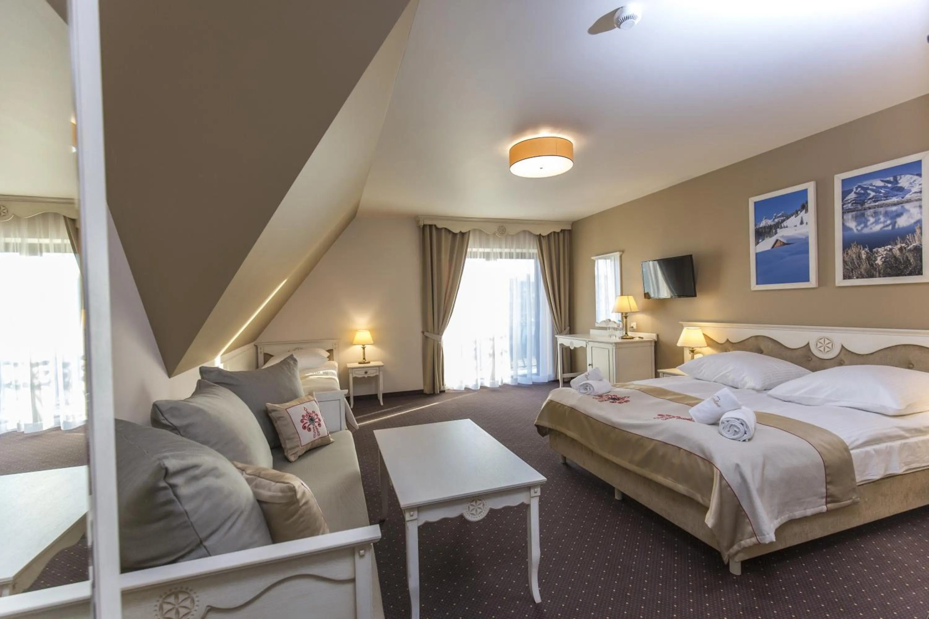 Bed in Carlina Hotel & SPA