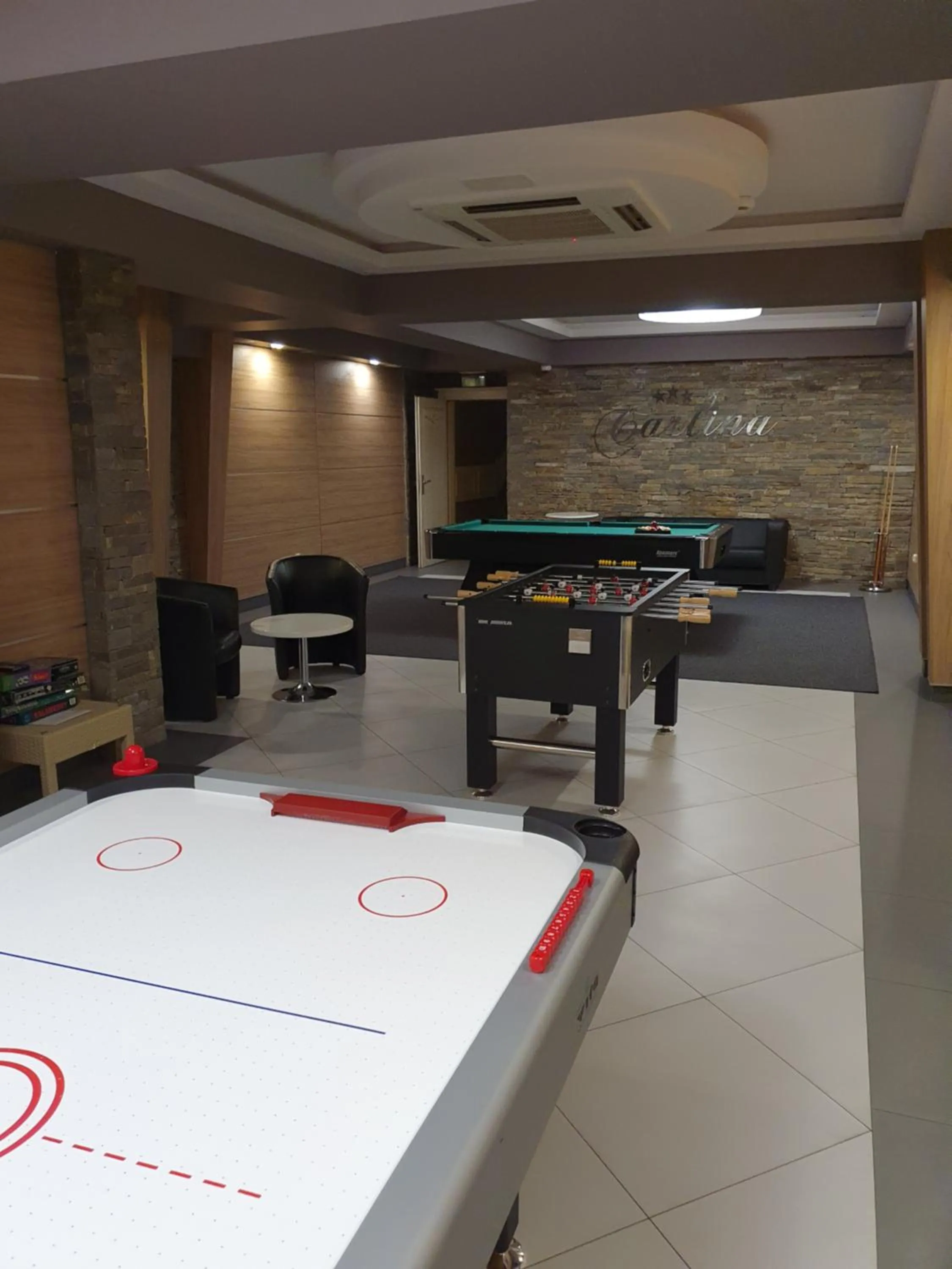 Billiard in Carlina Hotel & SPA