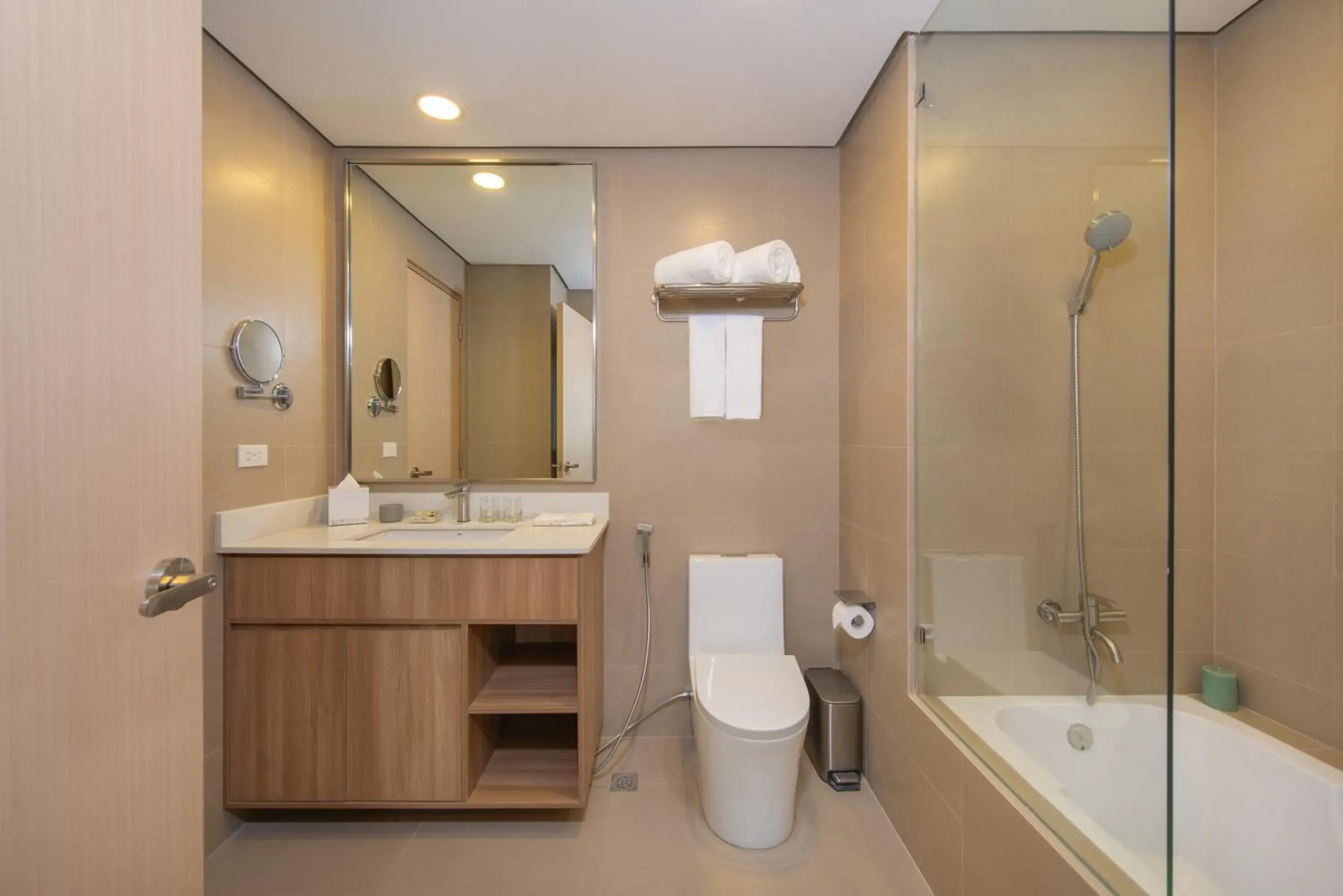 One-Bedroom Suite in Somerset Valero Makati One-Bedroom Suite in Somerset Valero Makati