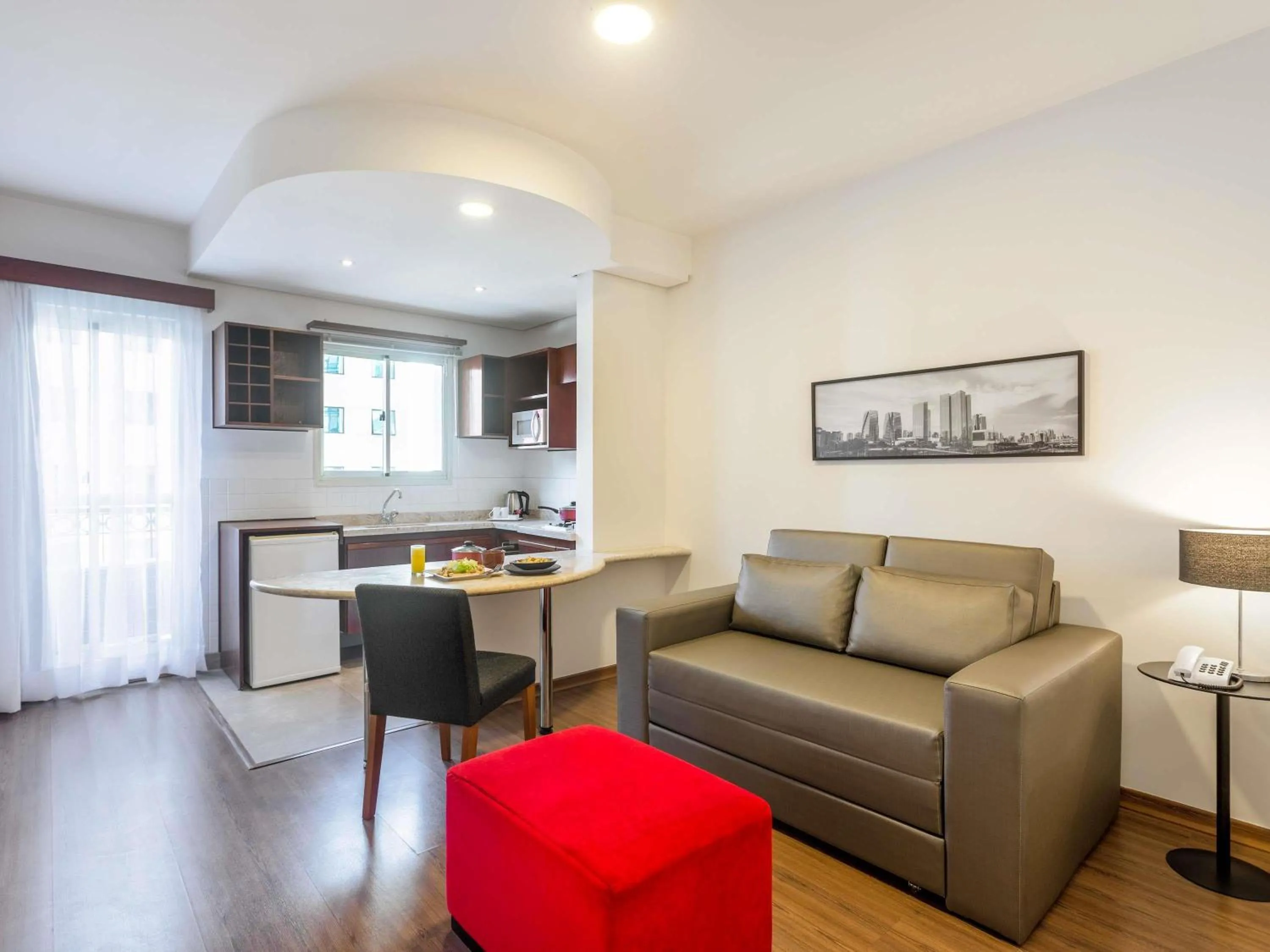 Bedroom in Mercure São Paulo JK