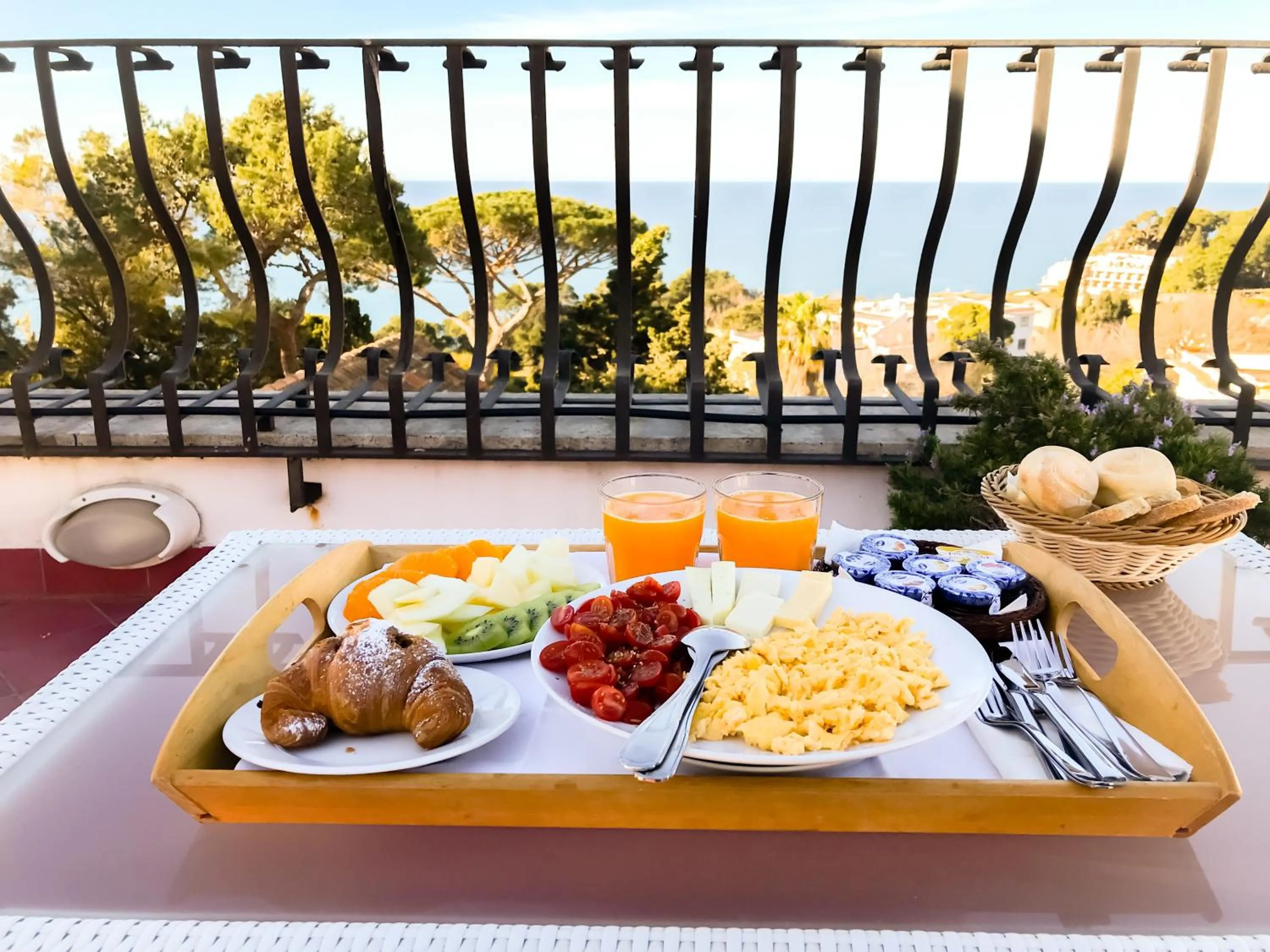 Food and drinks in Villa Silia