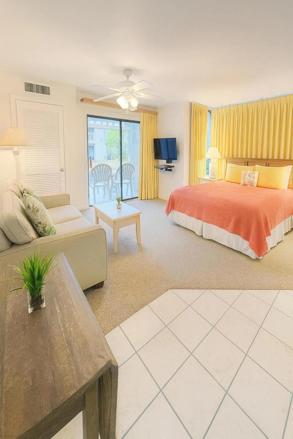 Bed in Players Club Resort