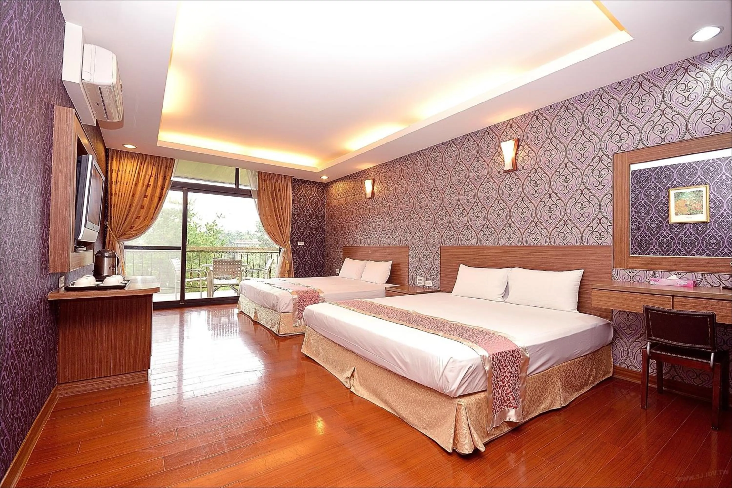 Photo of the whole room, Bed in Sitou Peach Villa B&B