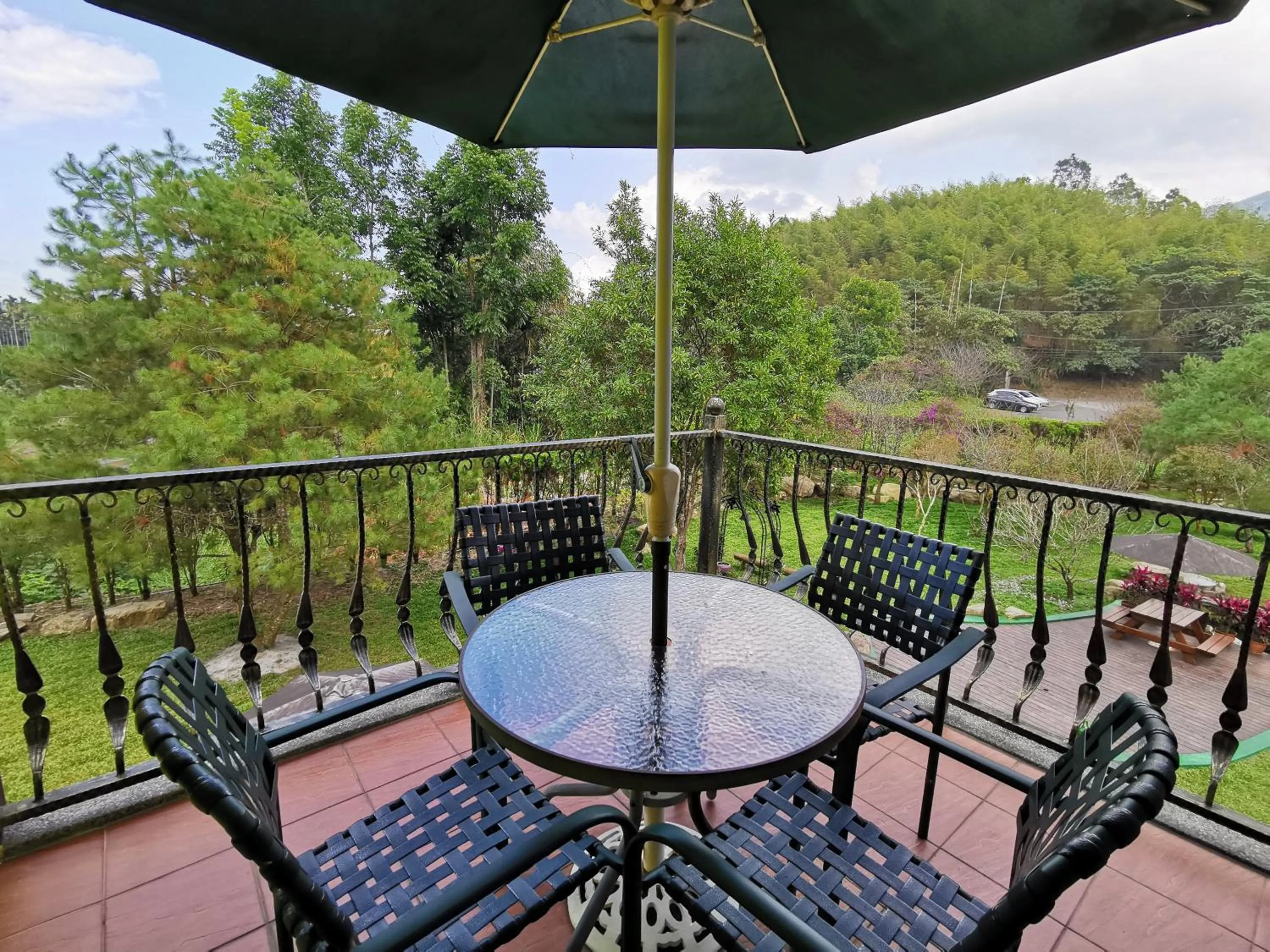 Balcony/Terrace in Sitou Peach Villa B&B