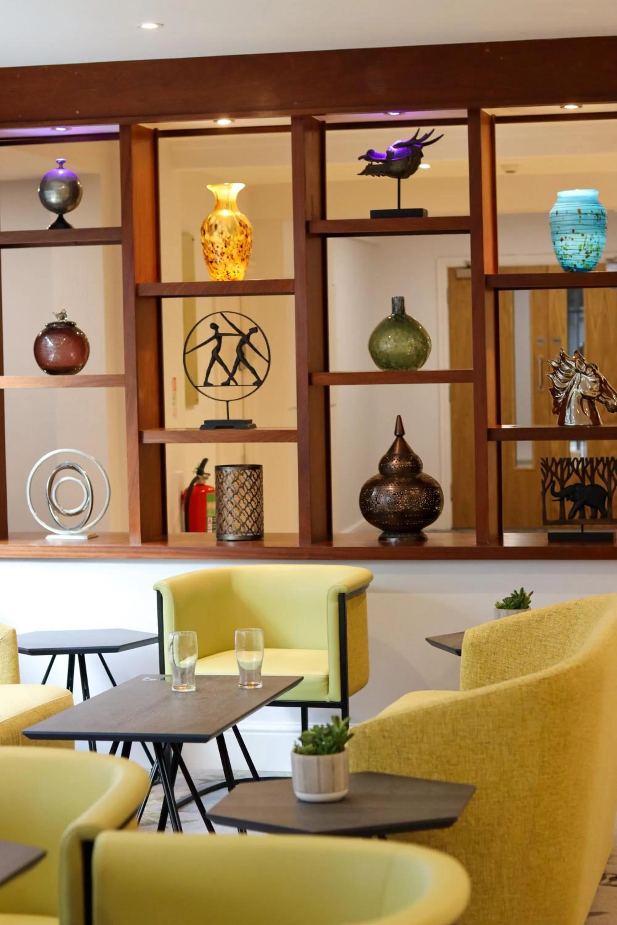 Lounge or bar in Best Western Premier Heronston Hotel & Spa