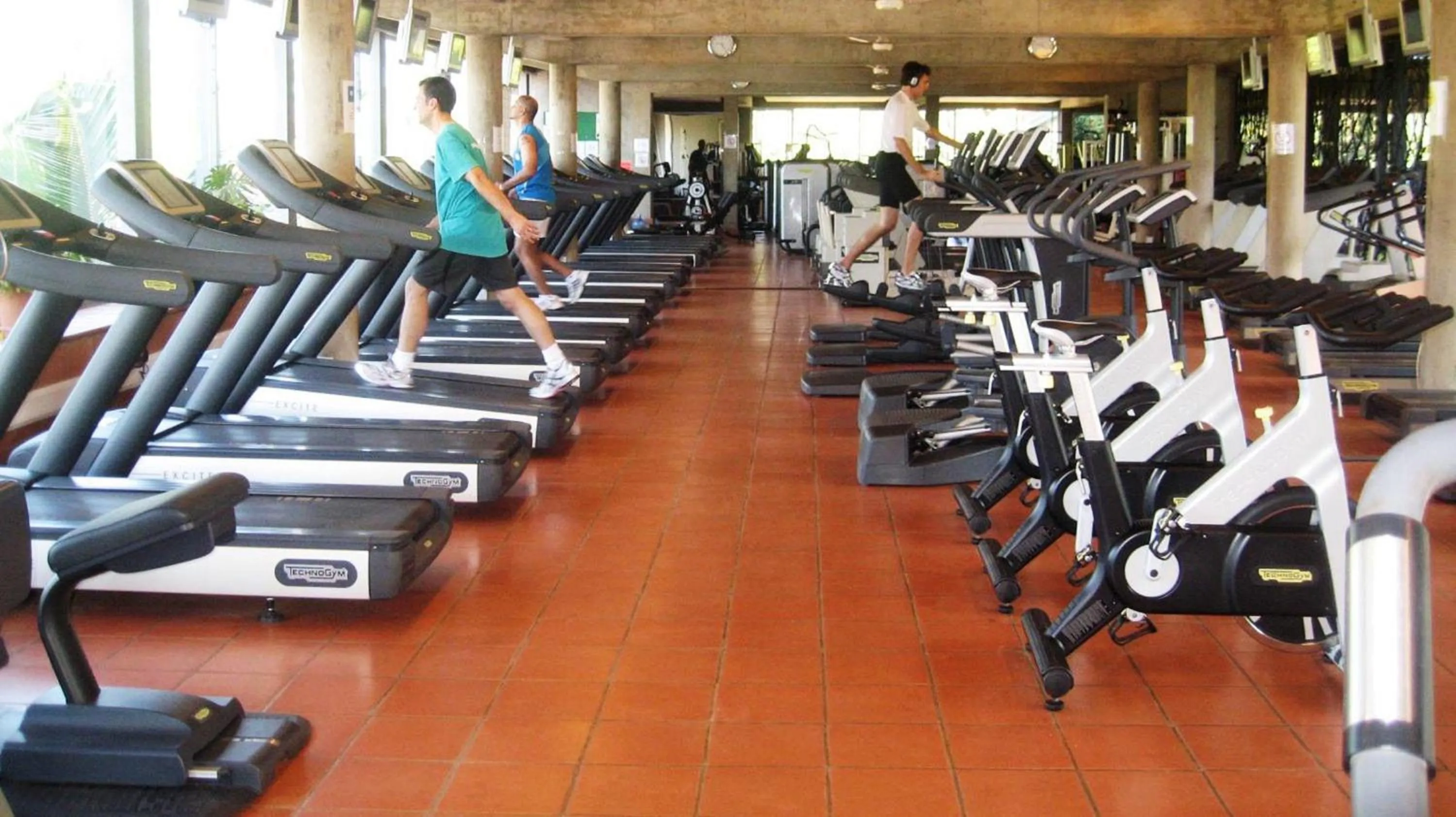 Fitness centre/facilities in Kabira Country Club