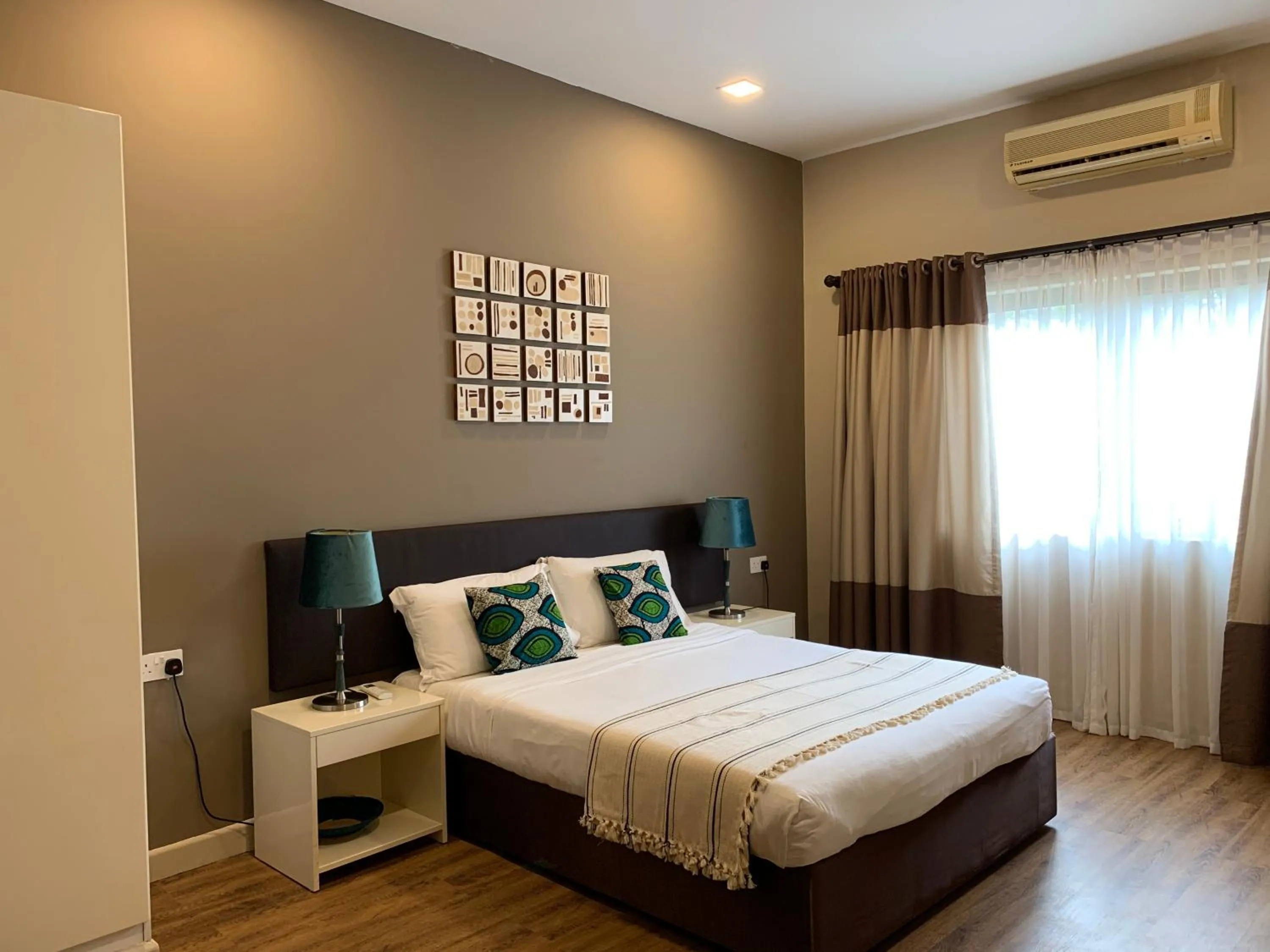 Bedroom, Bed in Kabira Country Club