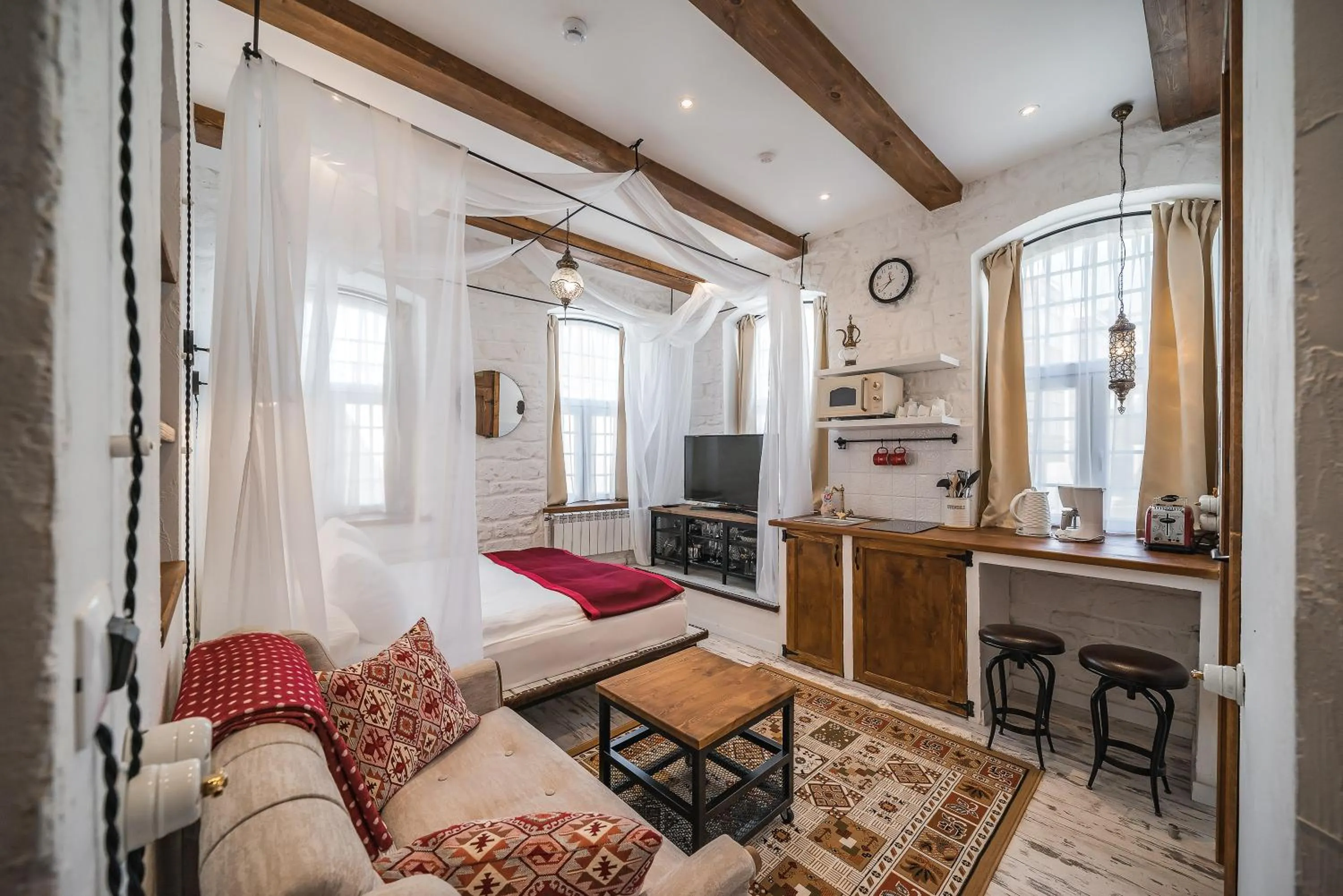 Bed in R Studios Old Baku