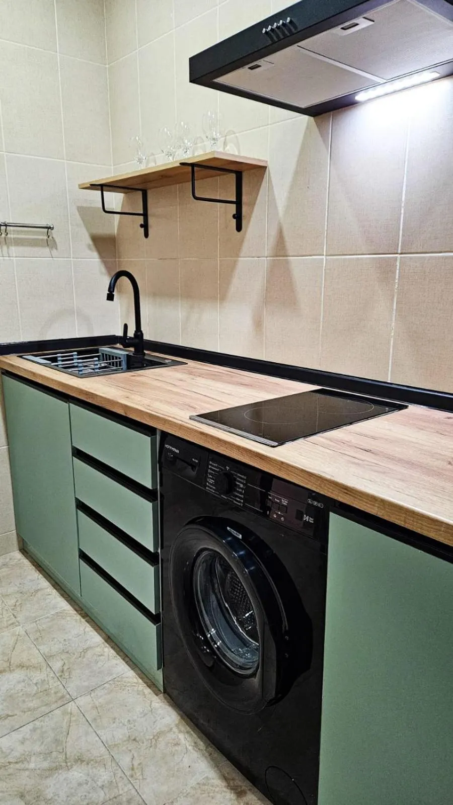 Kitchen or kitchenette in R Studios Old Baku