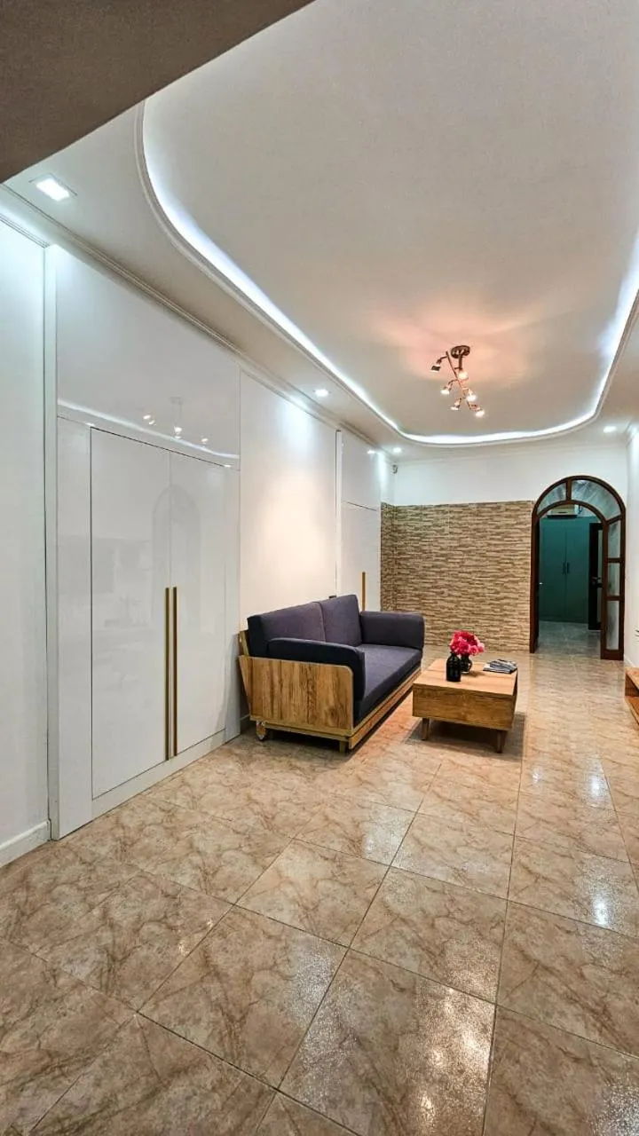 Living room, Bed in R Studios Old Baku