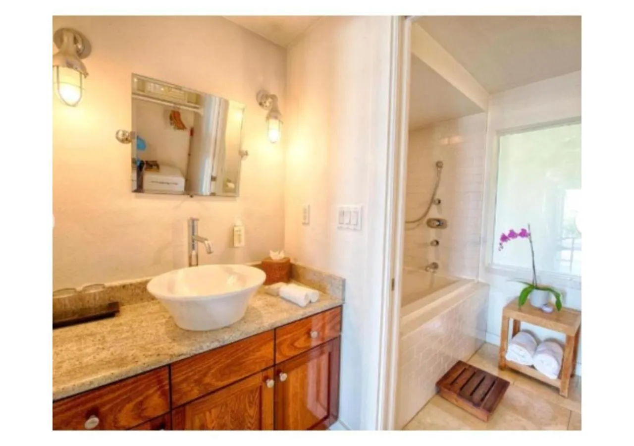 Shower in Casa Morada