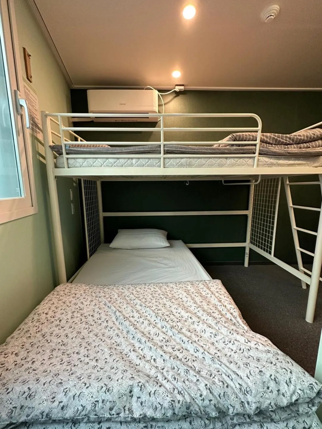 Bed in R Guesthouse Jongmyo