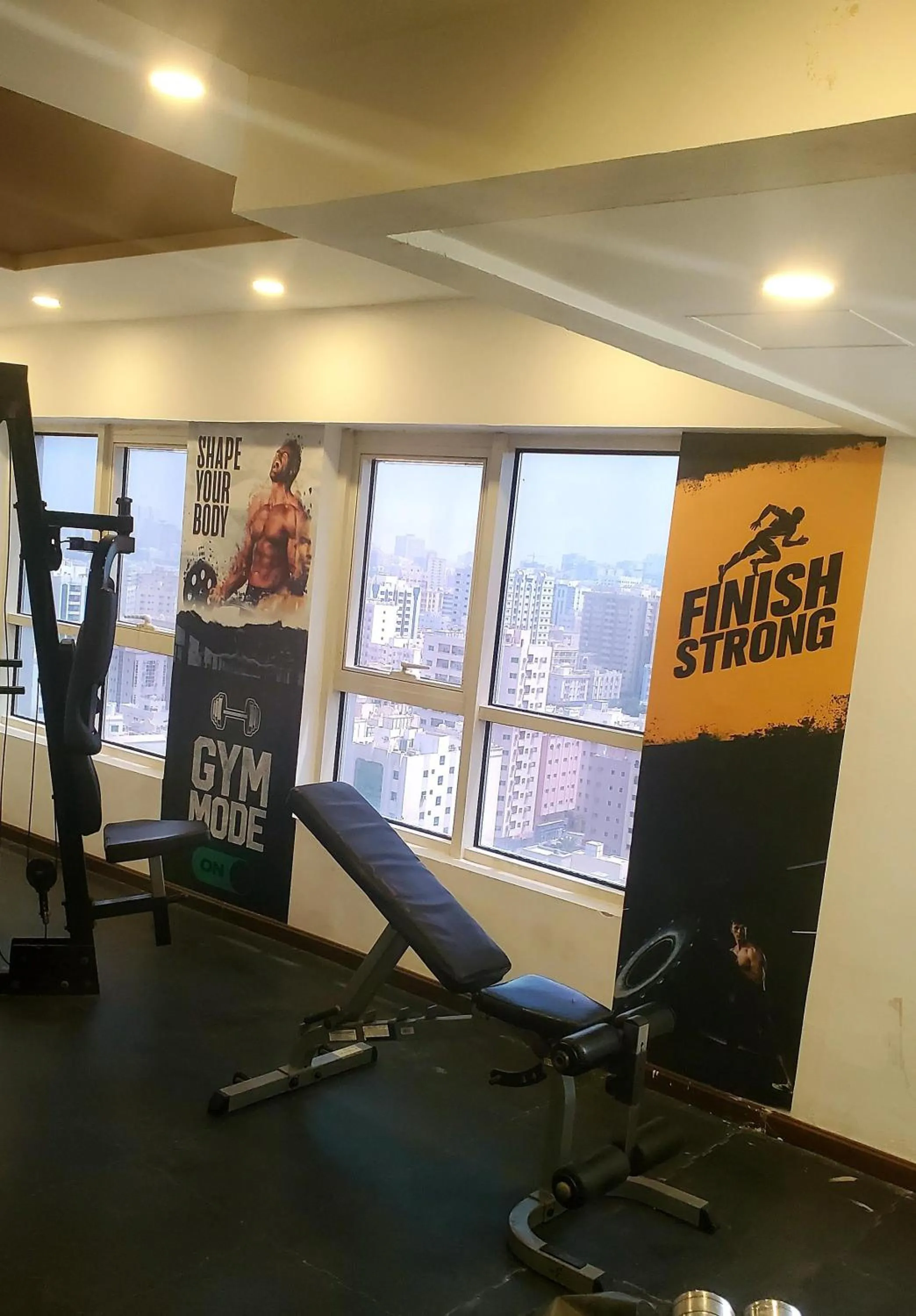 Fitness centre/facilities in Aldar Hotel