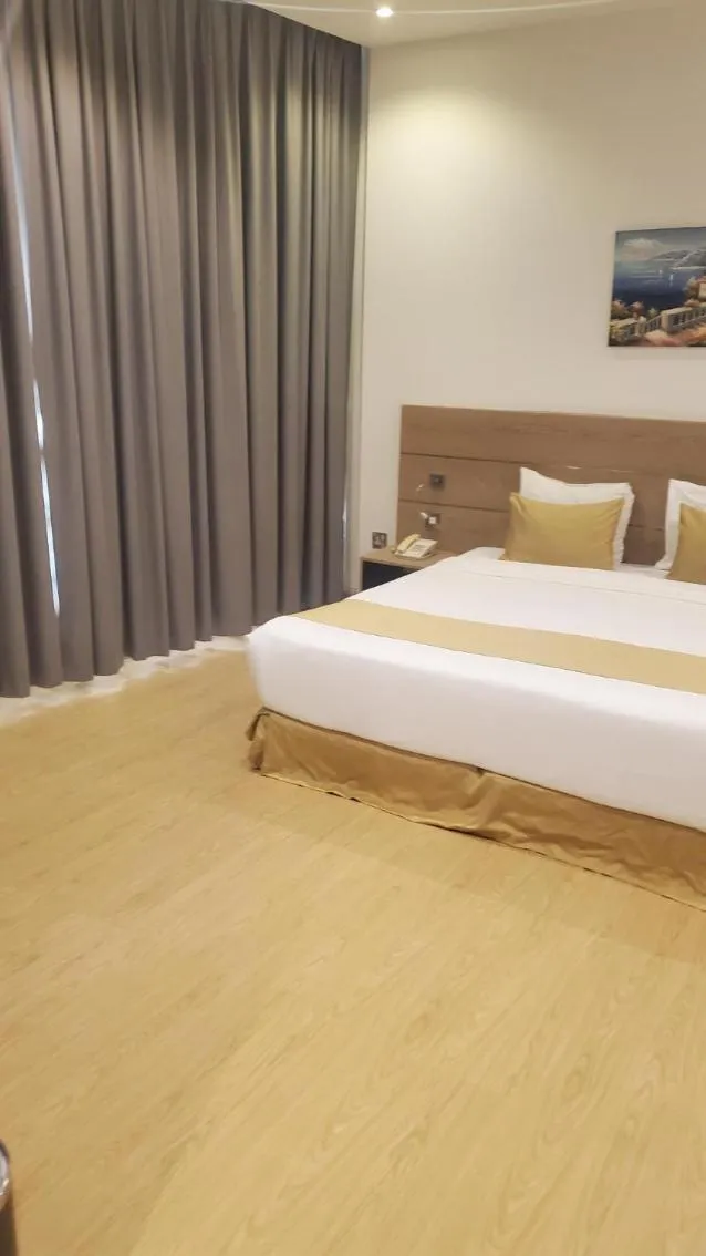 Bed in Aldar Hotel