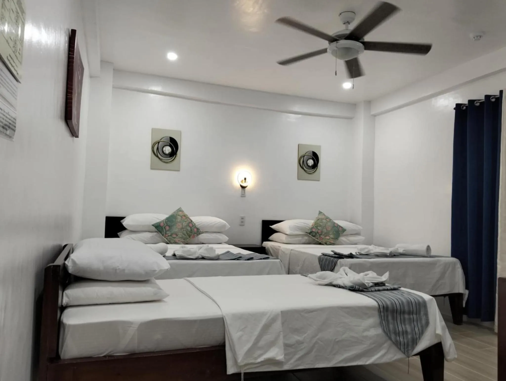 Bed in Sunvilla beachfront hotel