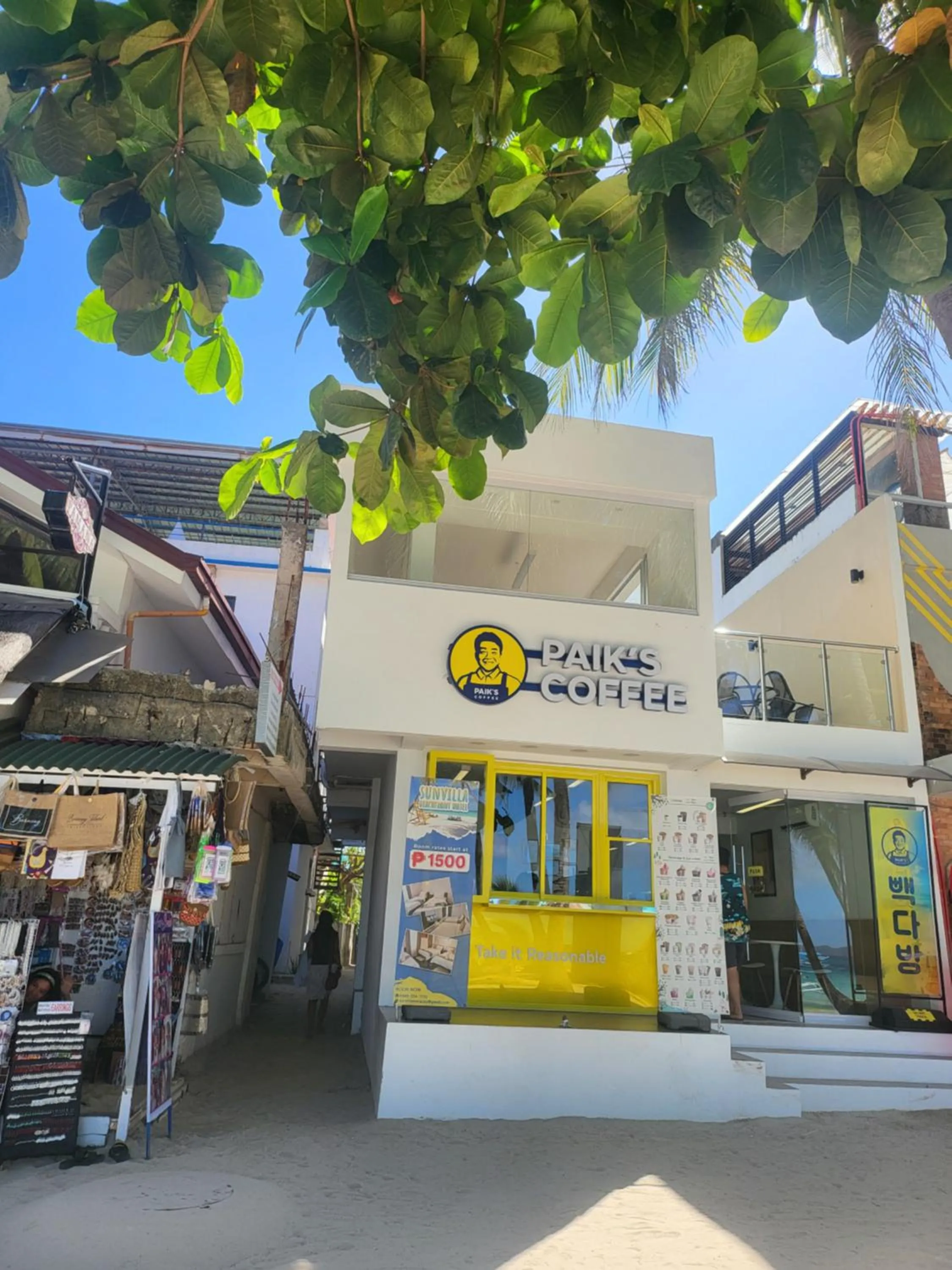 Sunvilla beachfront hotel