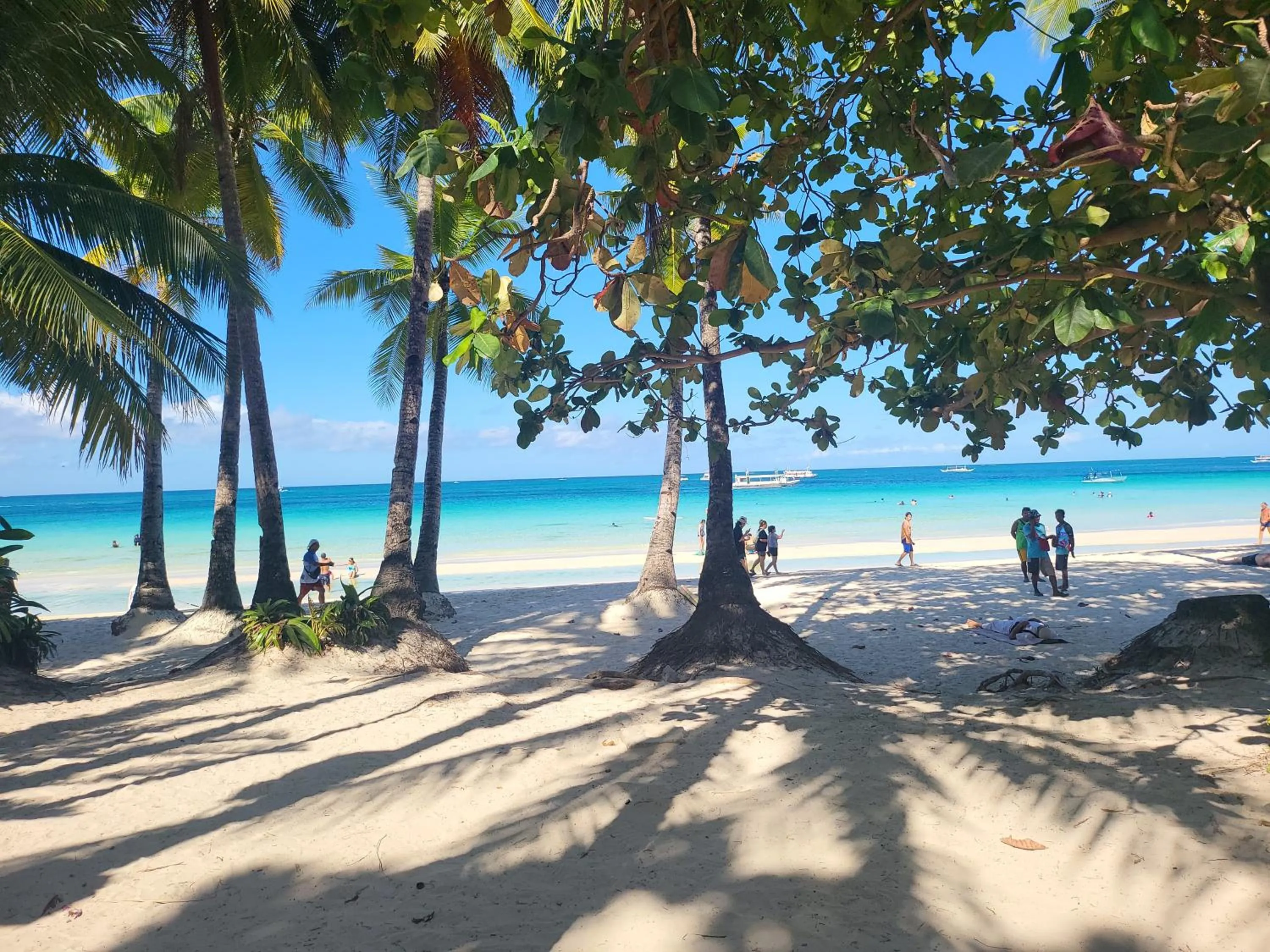 Sunvilla beachfront hotel