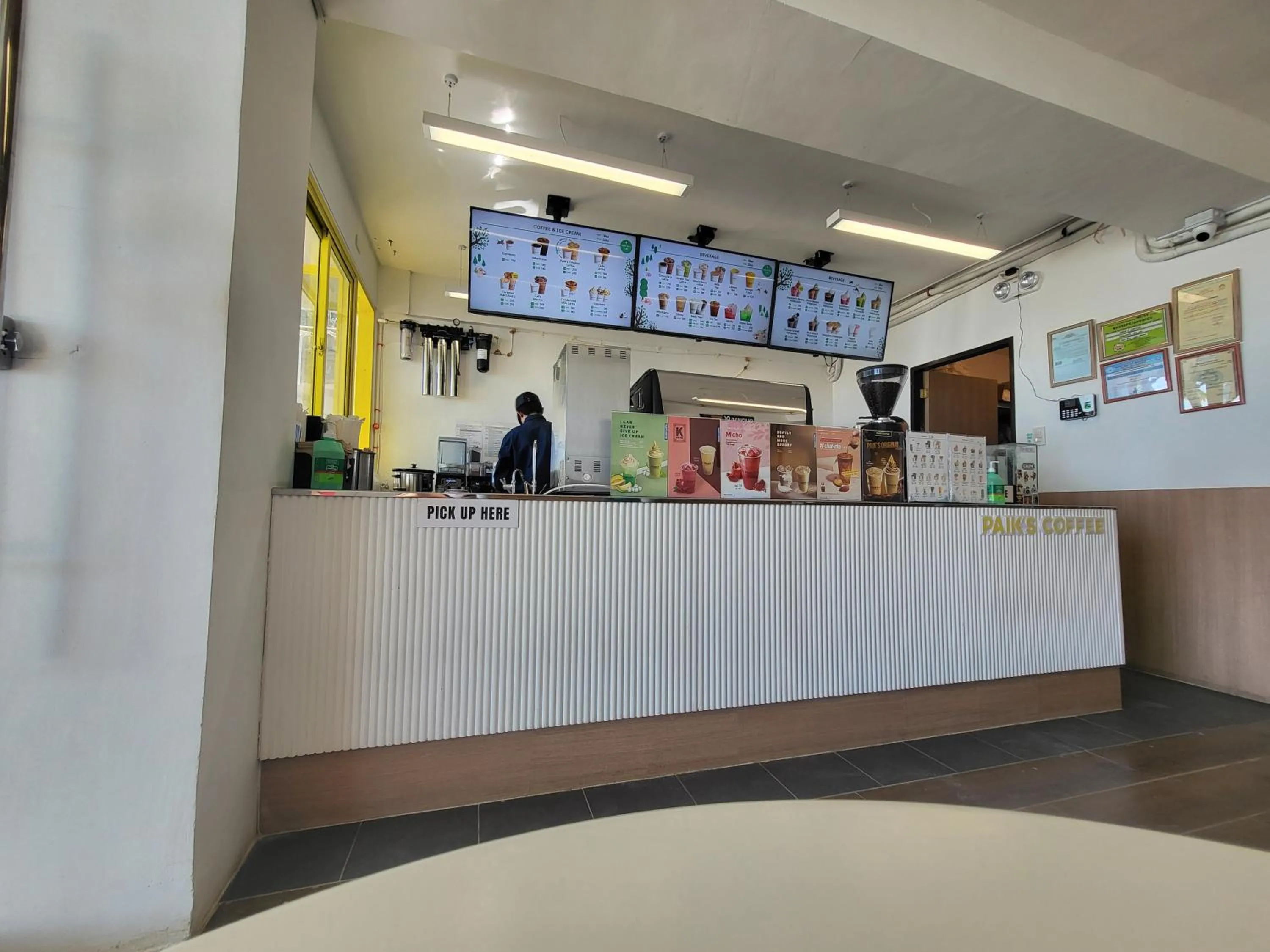 Sunvilla beachfront hotel