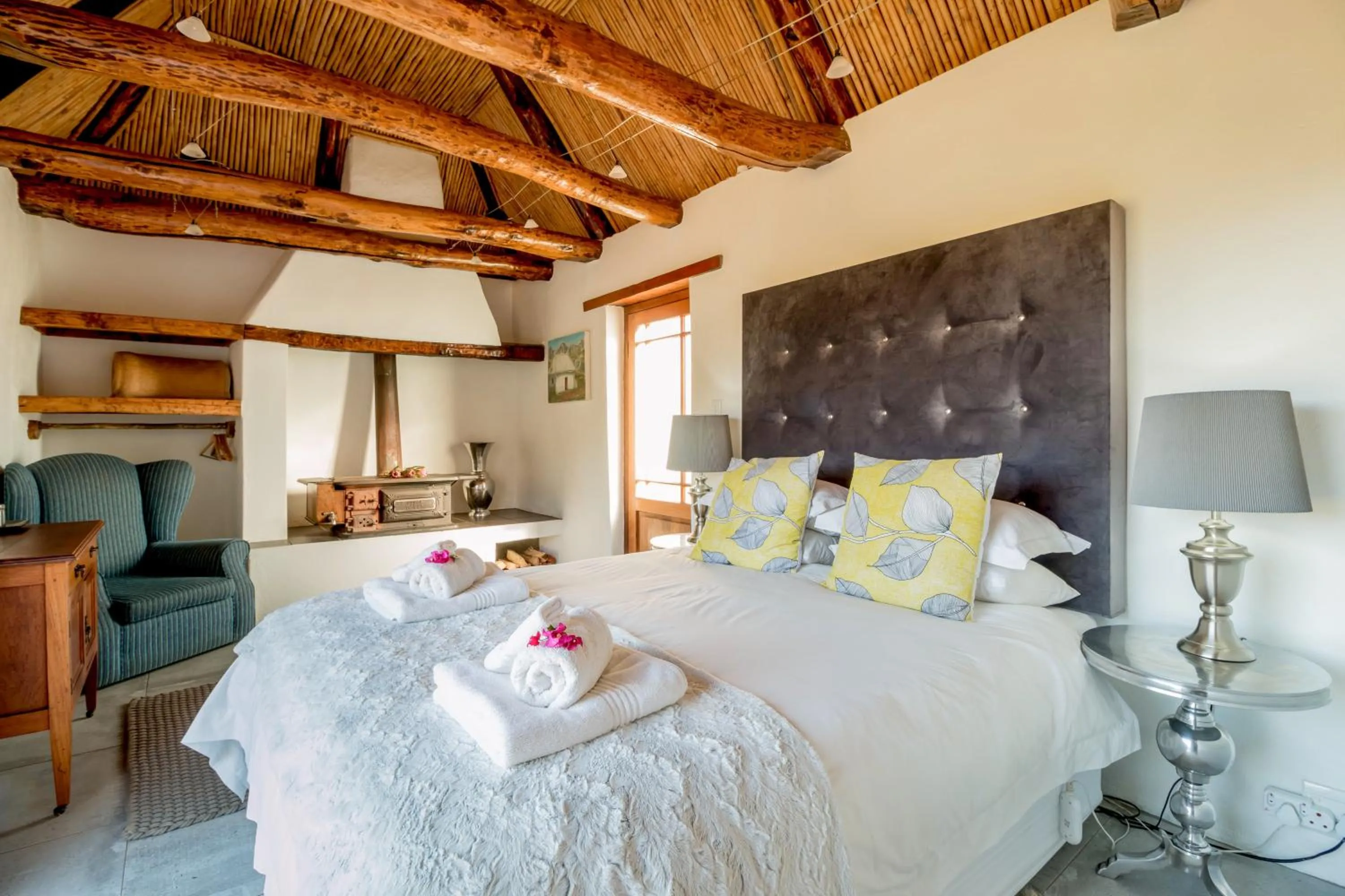 Bed in Swartberg Country Manor