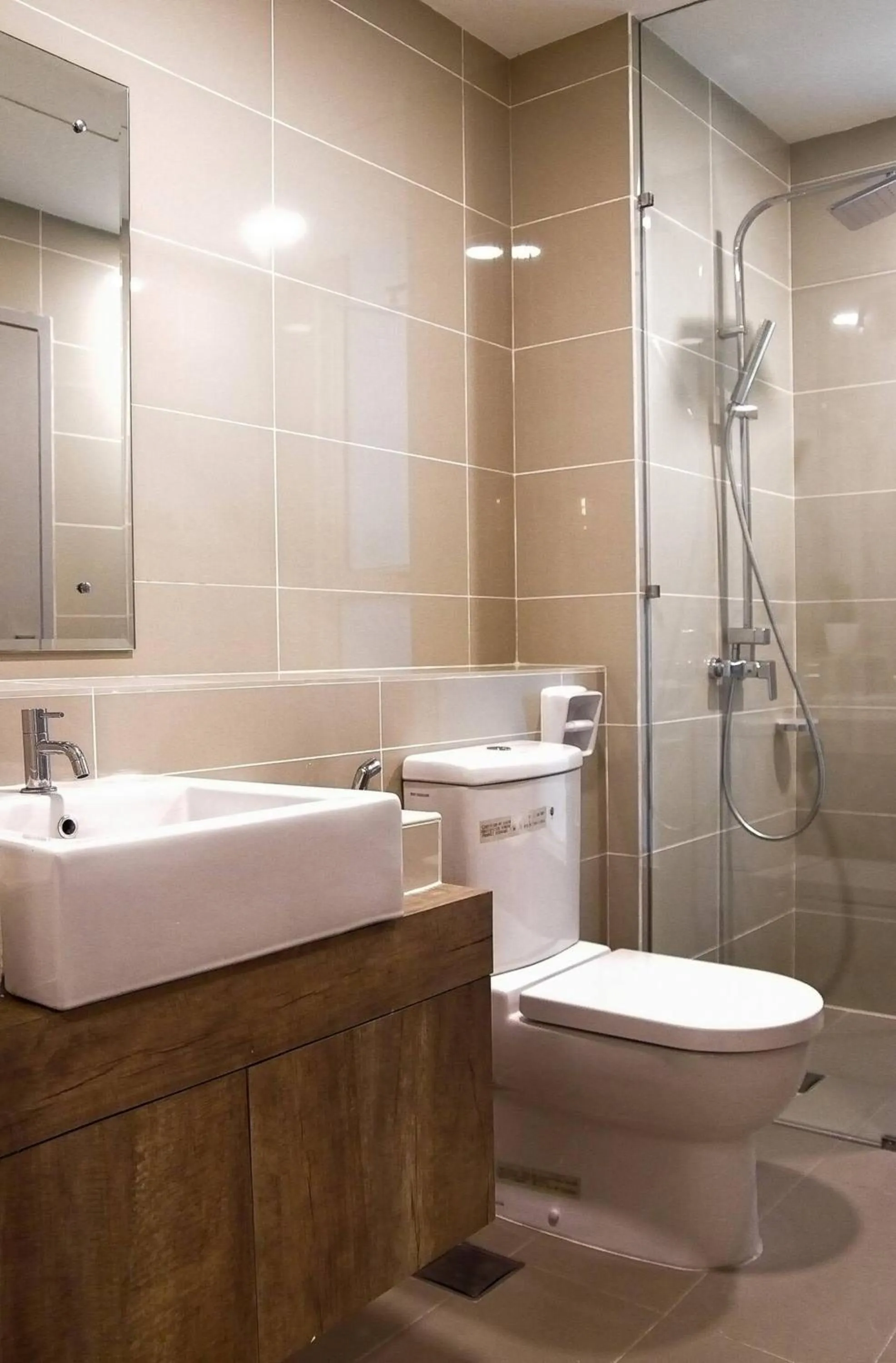 Bathroom in Sutera Avenue Kota Kinabalu