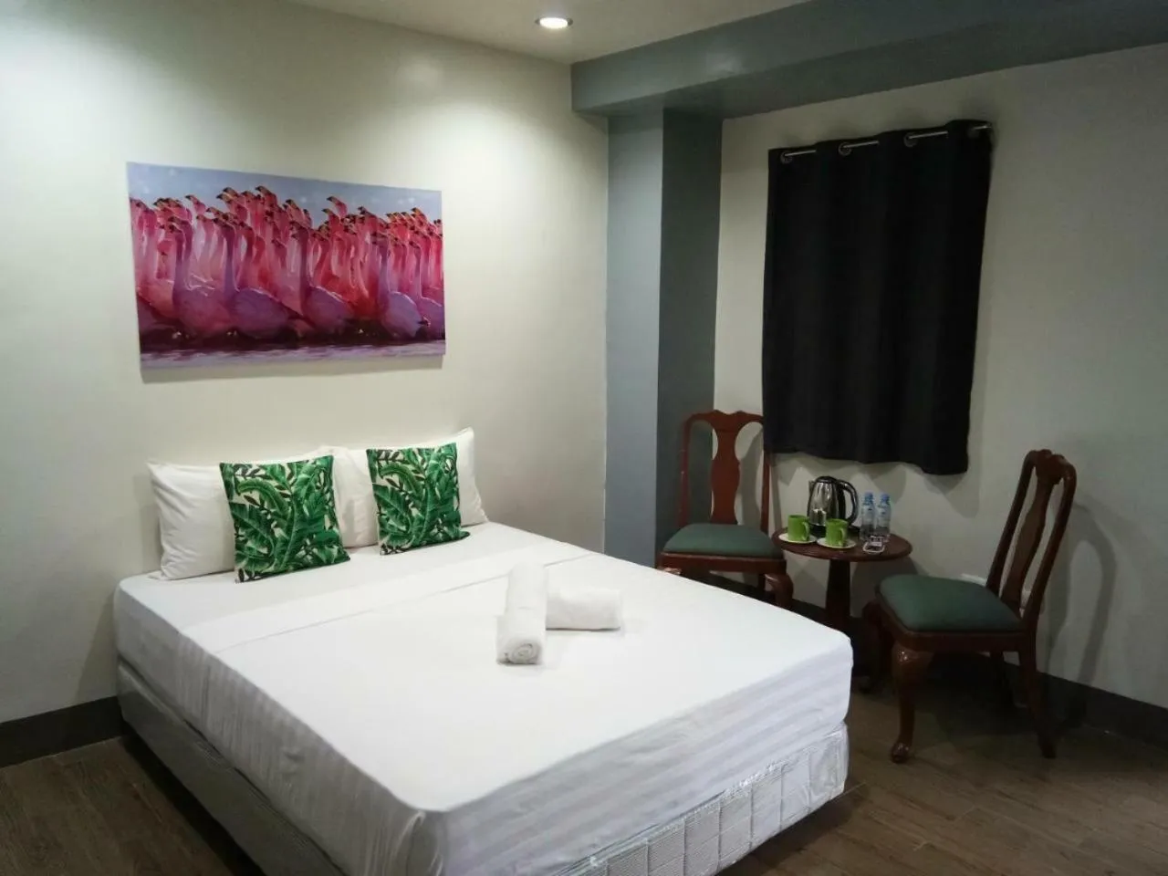 Bed in MCA Suites by Hiverooms