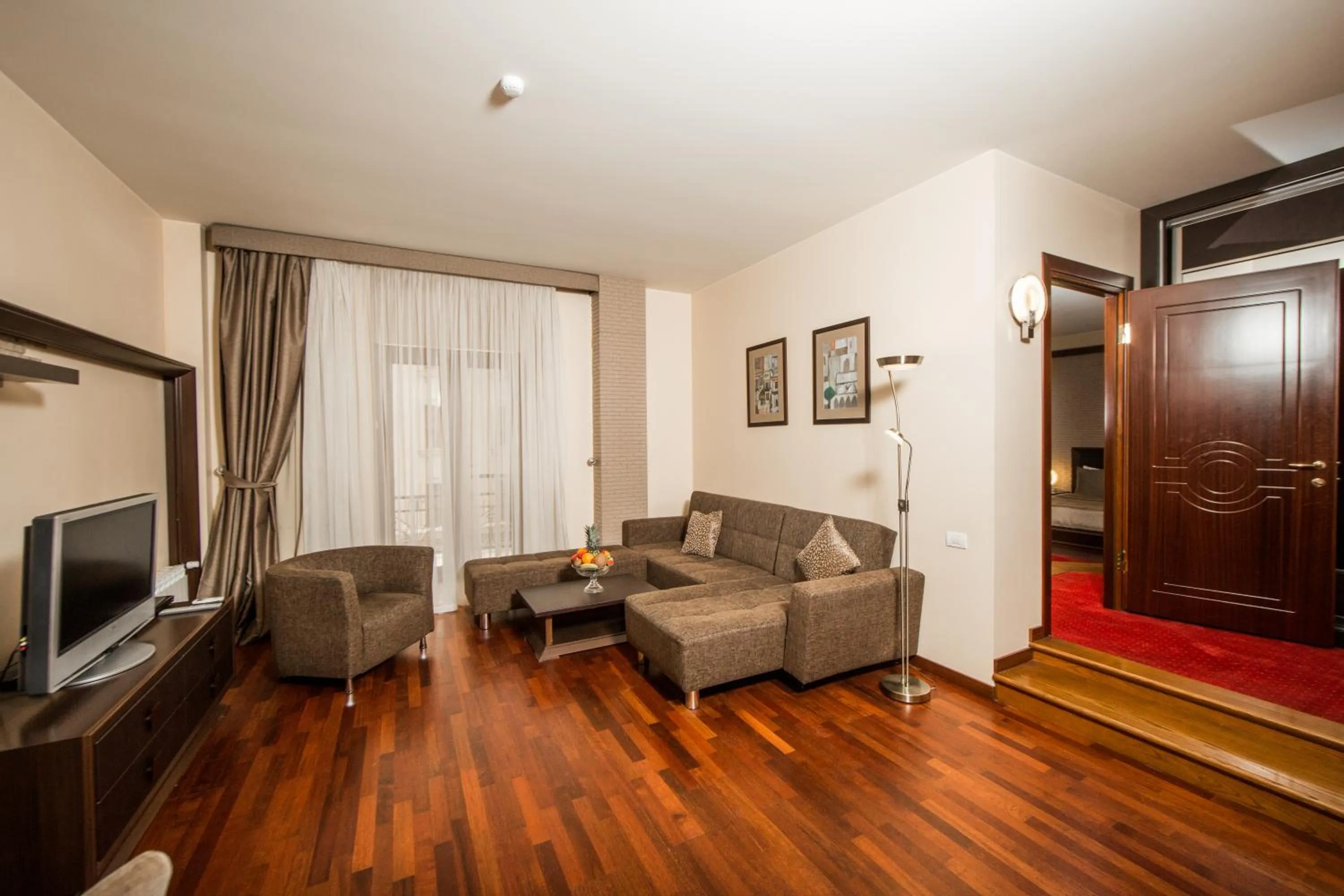 TV and multimedia in Passage Modern Hotel