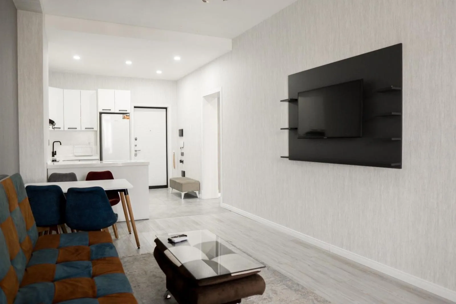 TV and multimedia in Passage Modern Hotel