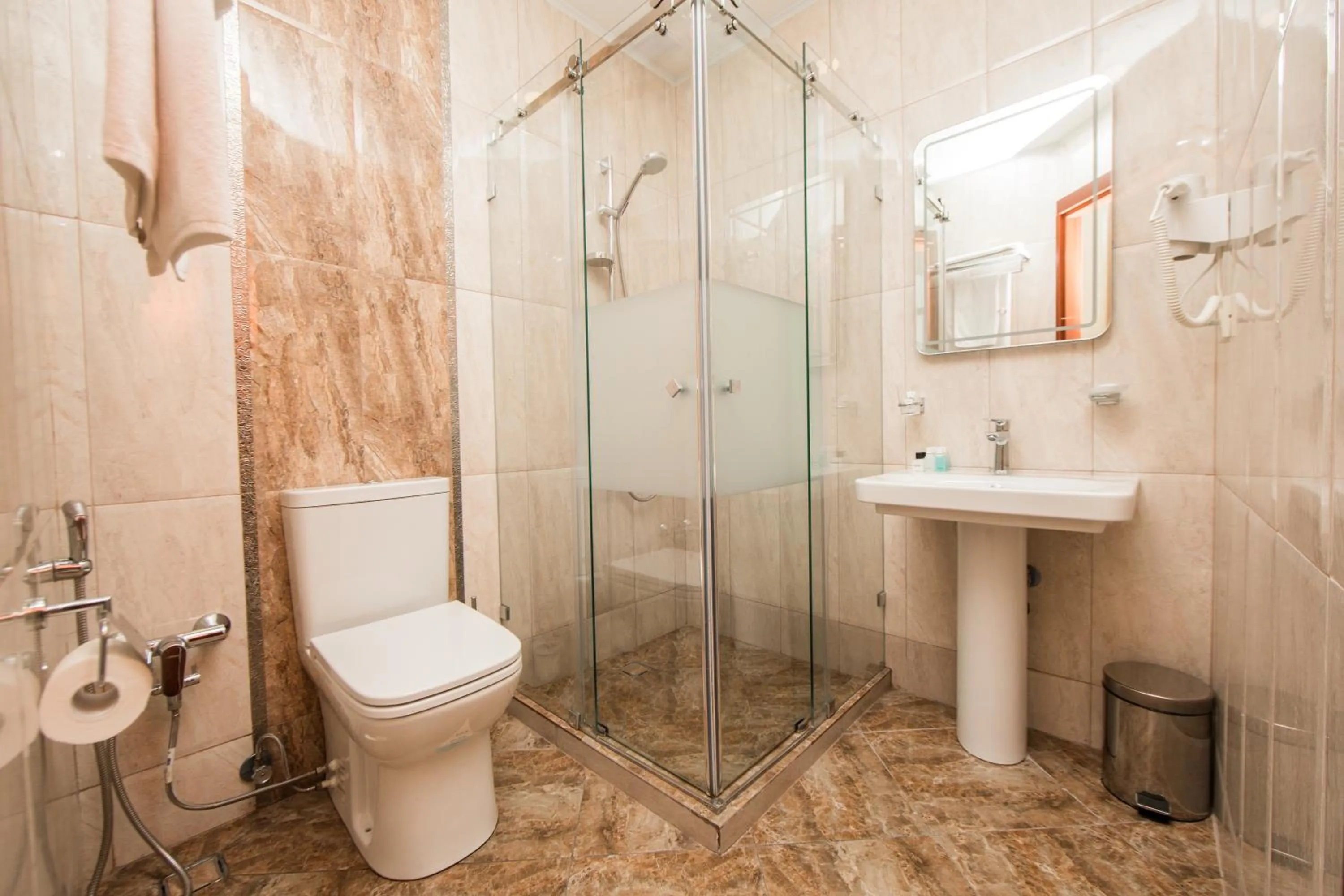 Shower in Passage Modern Hotel