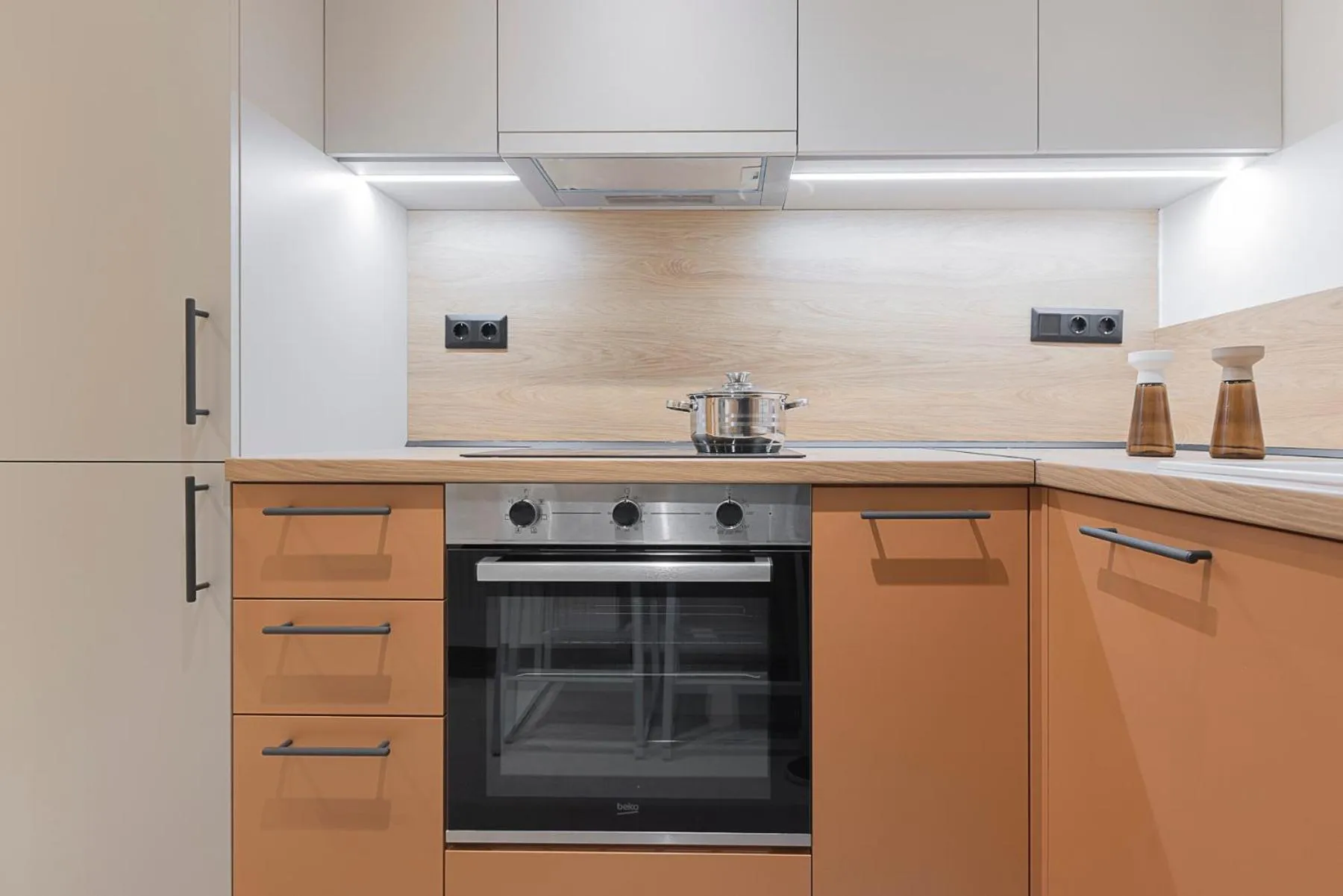 Kitchen or kitchenette in Urban Folks Svolou