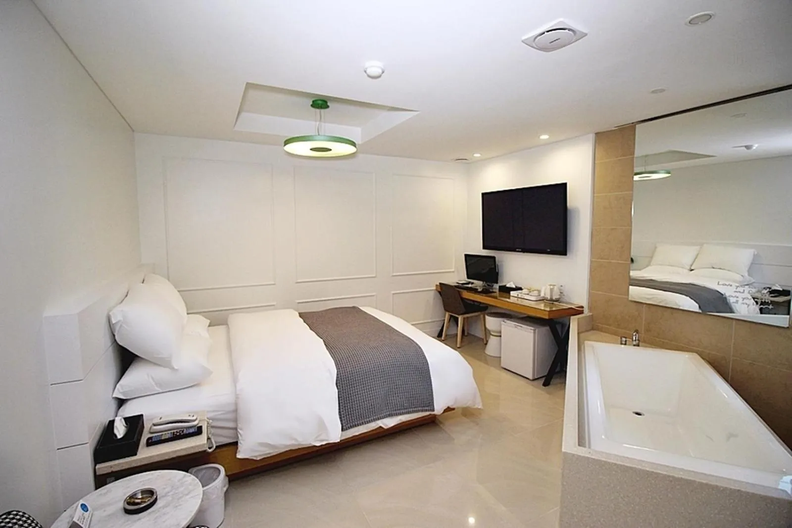 Bed in Hapjeong Circle Hotel