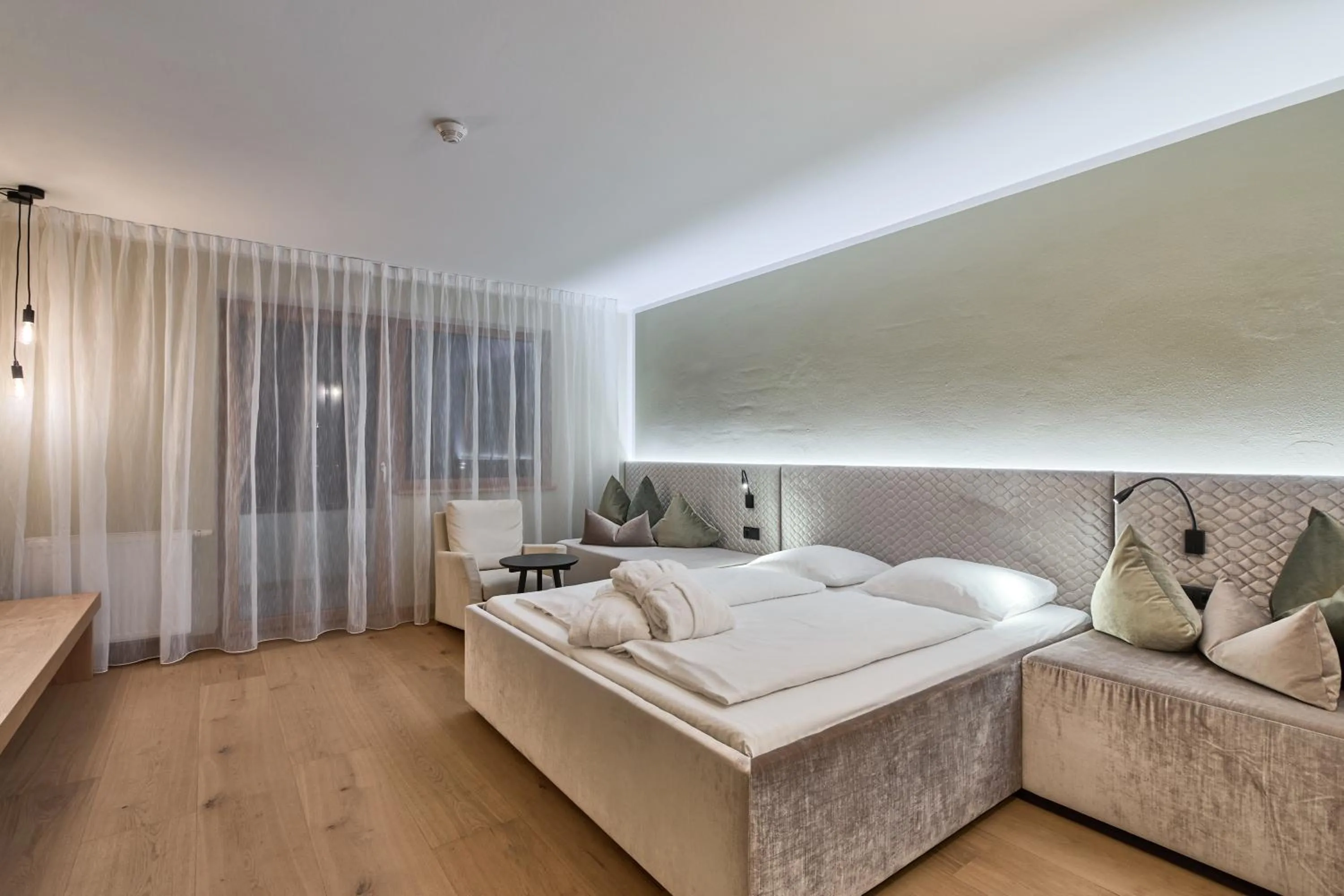 Bedroom, Bed in Wellness-Sporthotel Ratschings