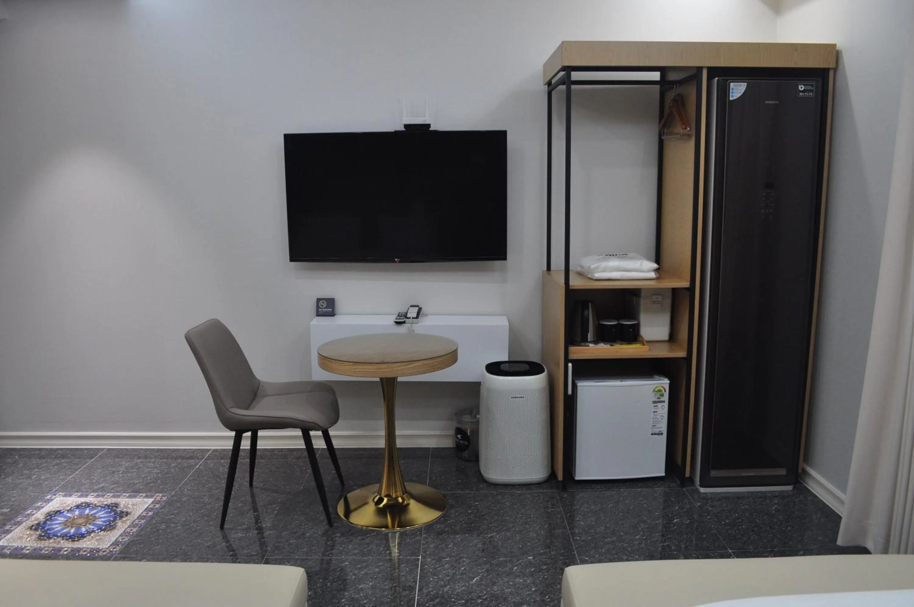 TV and multimedia in HOUND Hotel Sangmu