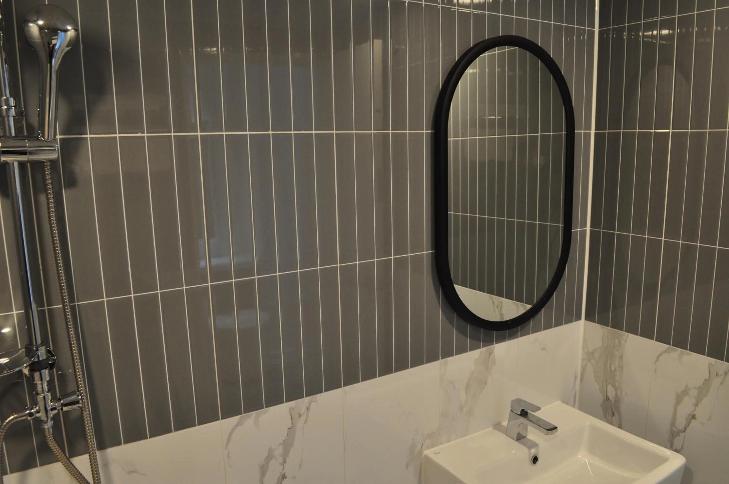 Shower in HOUND Hotel Sangmu