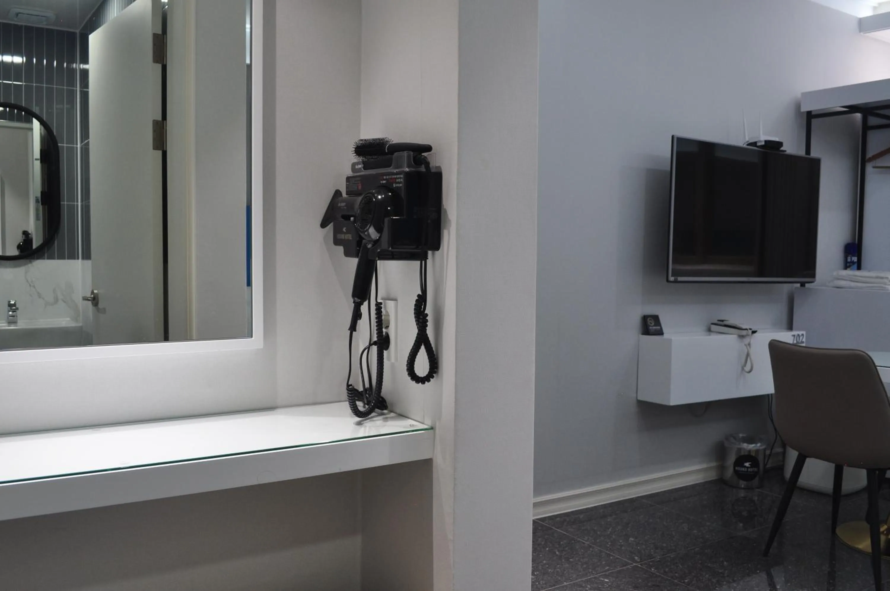 Shower in HOUND Hotel Sangmu