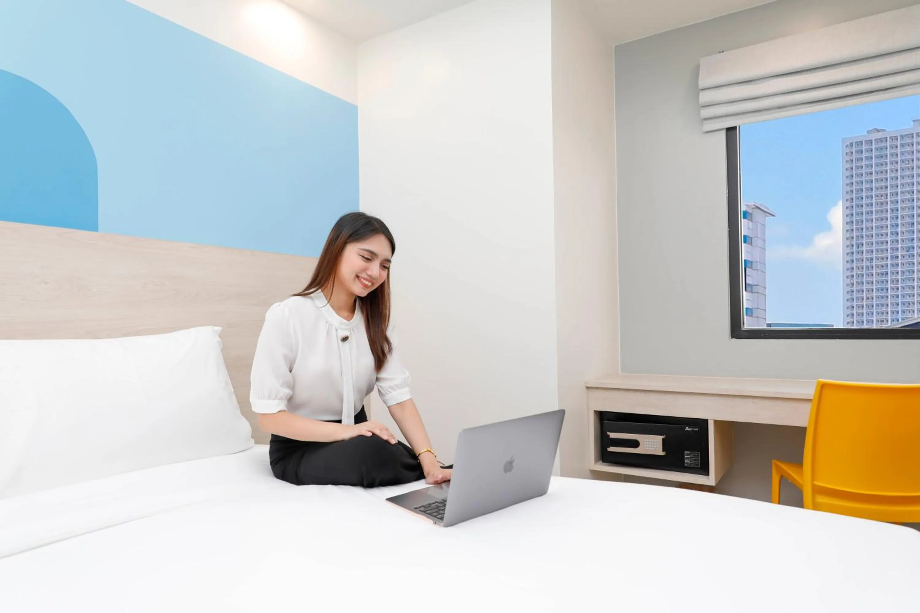 Guests, Bed in Hop Inn Hotel North EDSA Quezon City