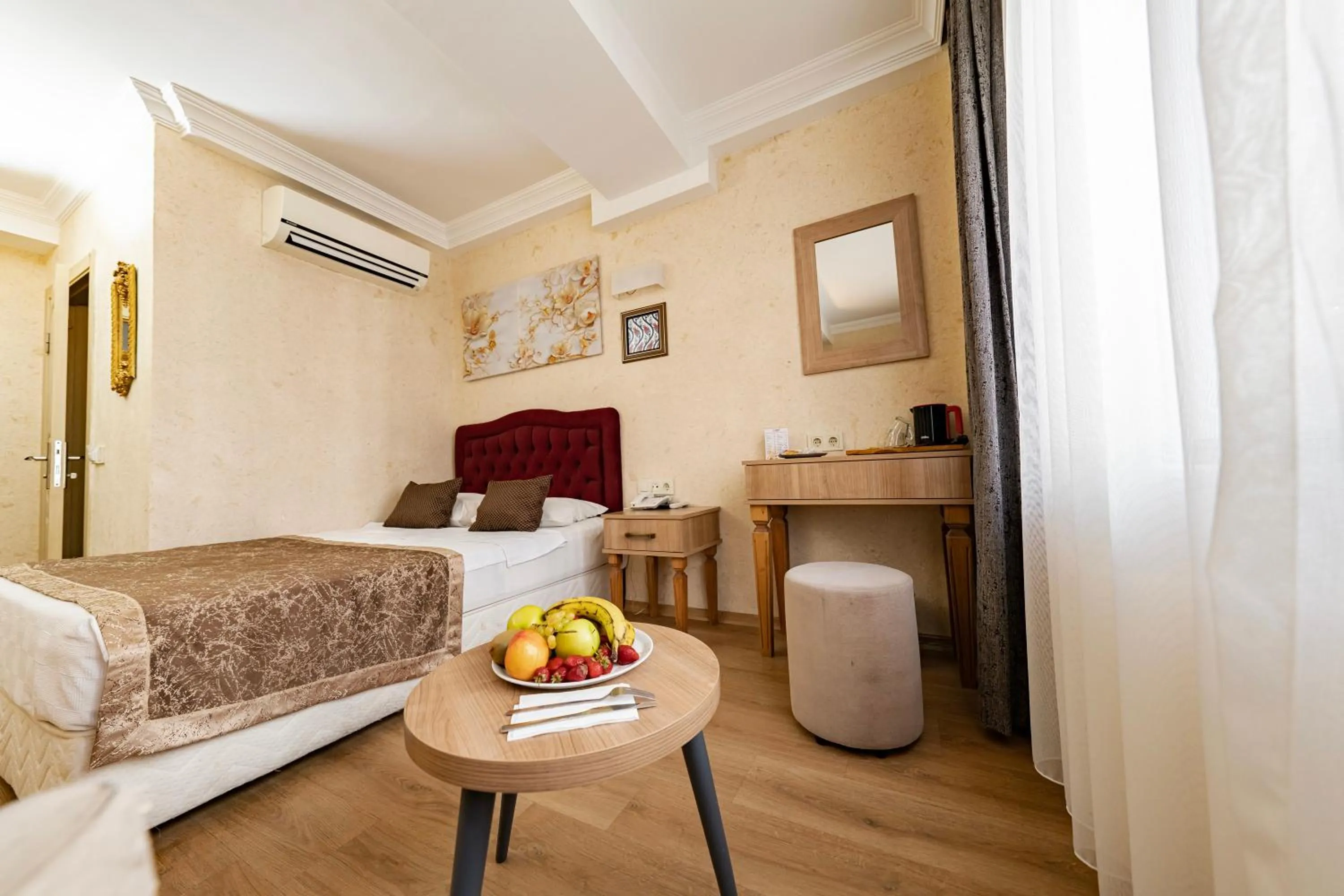 Massage, Bed in Konur Hotel