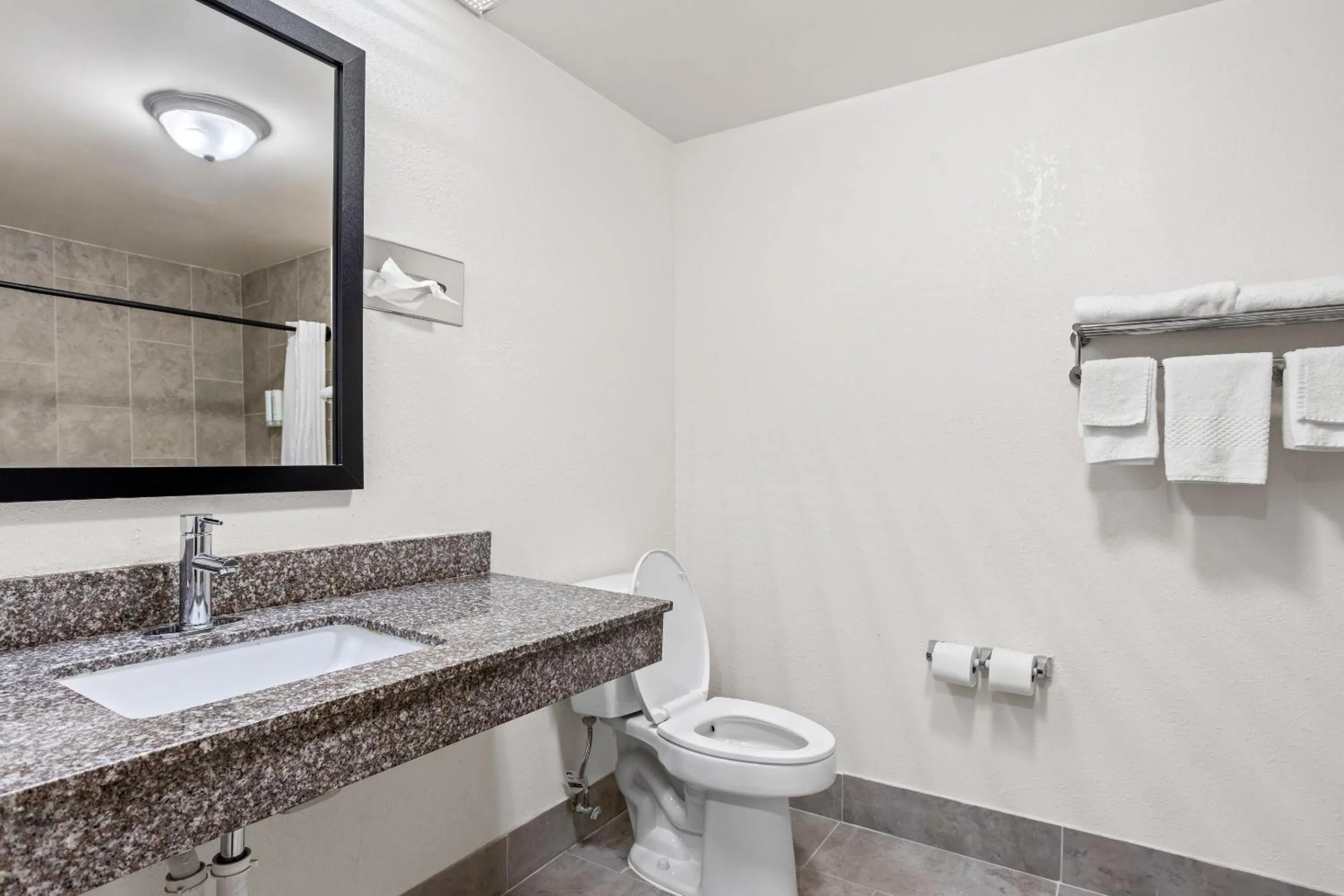 Bathroom in Econo Lodge