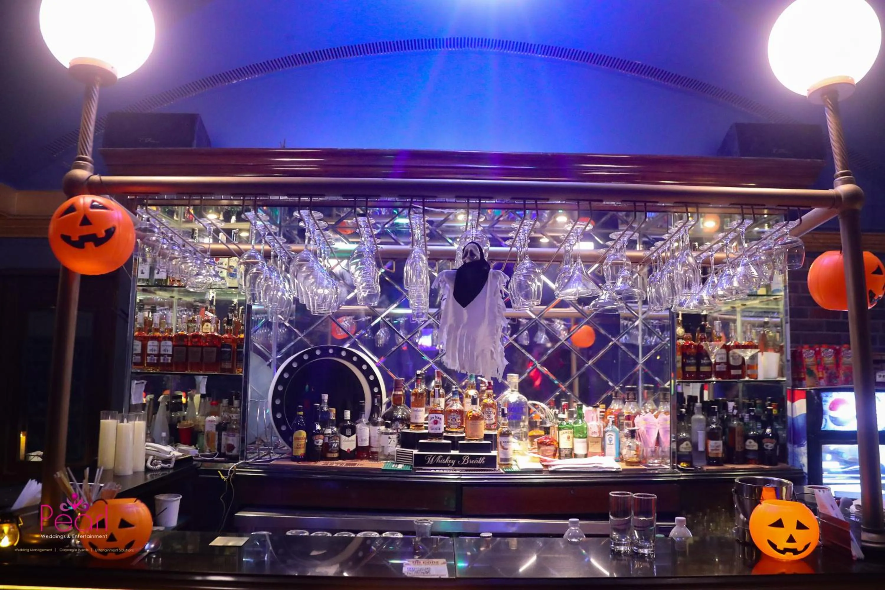 Restaurant/places to eat in Goa Country Club By Pearl Near Udyog vihar Yashobhoomi